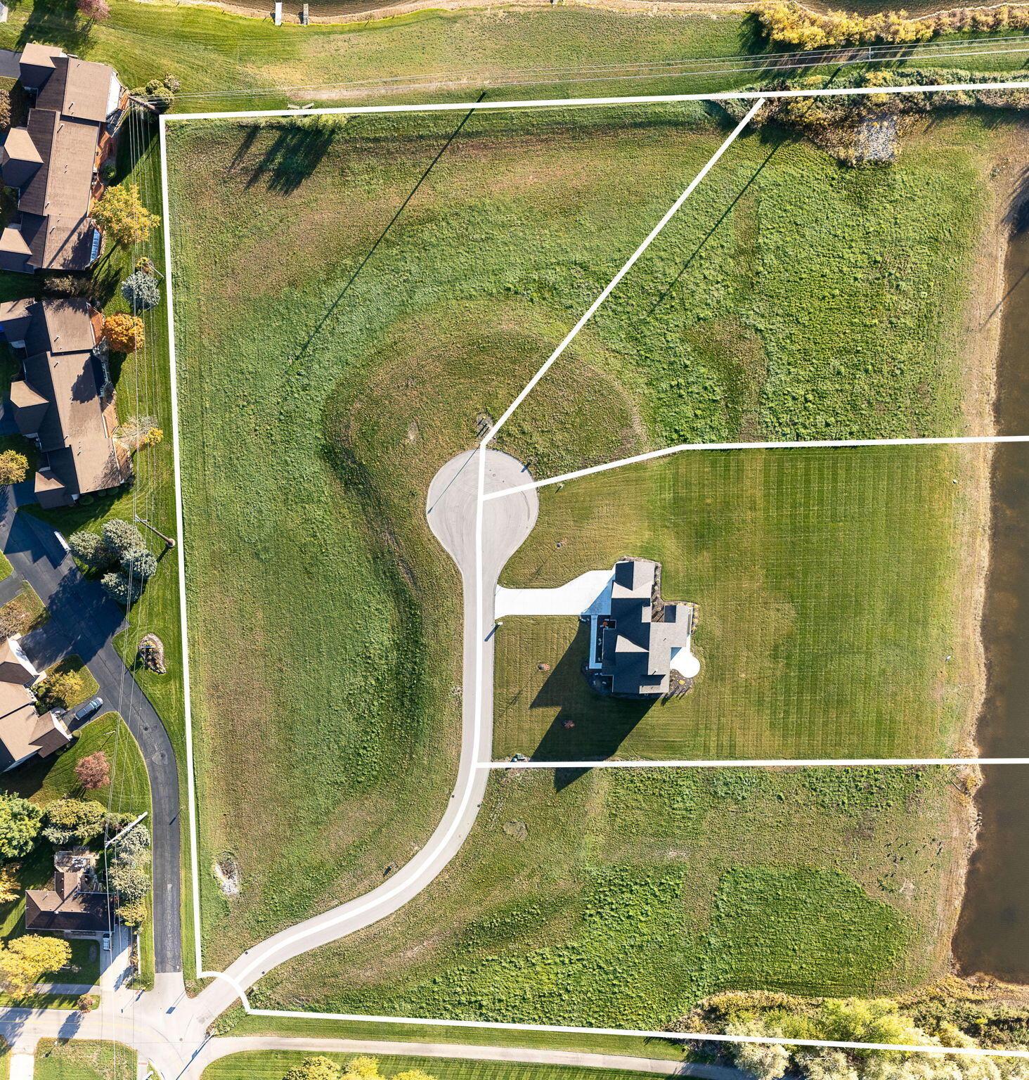 9180 Perry Court Zeeland MI 49464