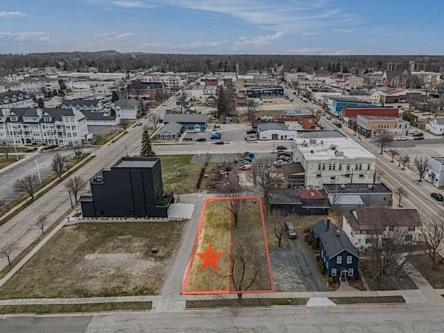 106.5 W Danaher Street Ludington MI 49431