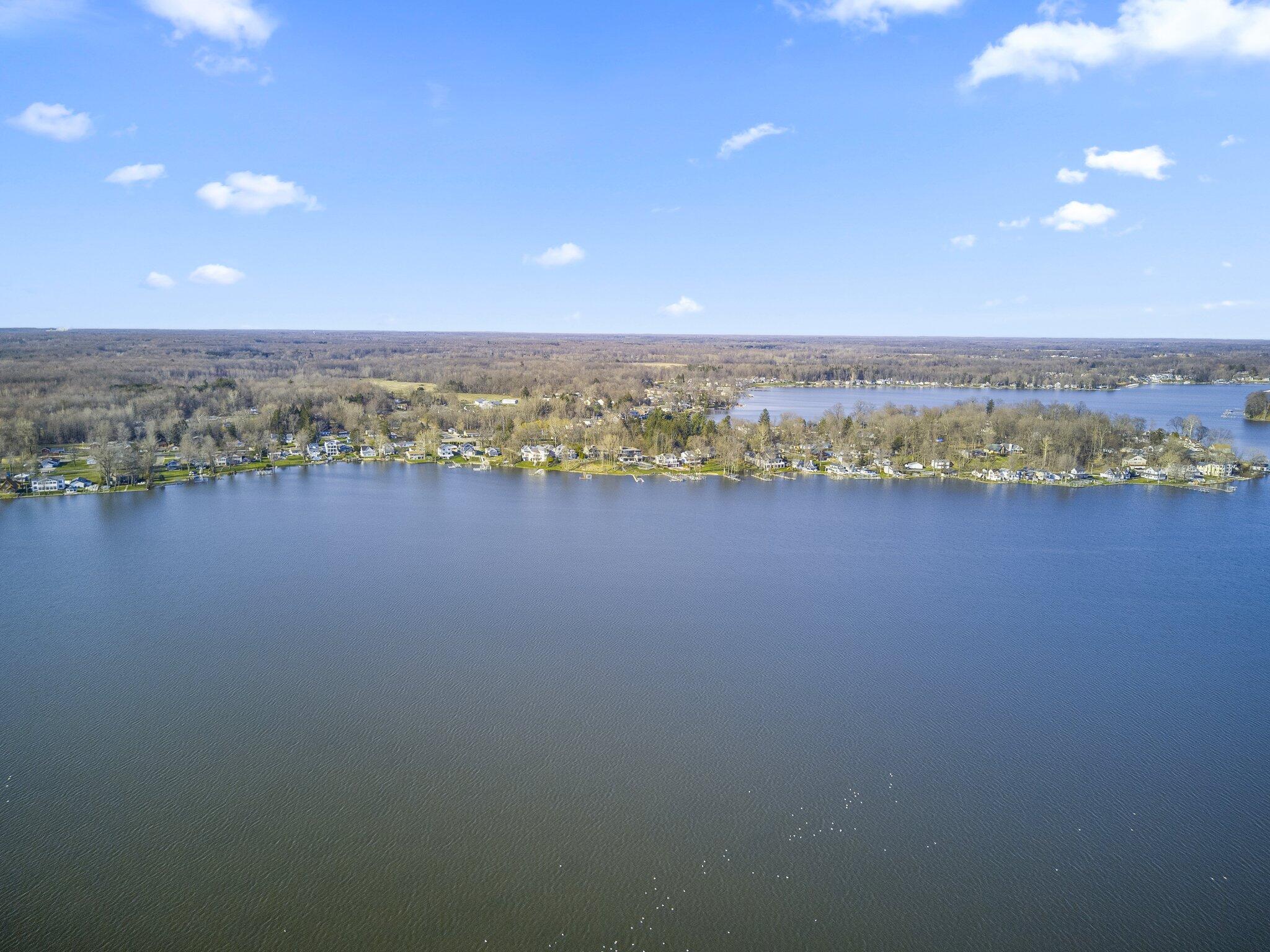 5586 Paw Paw Lake Road Coloma MI 49038