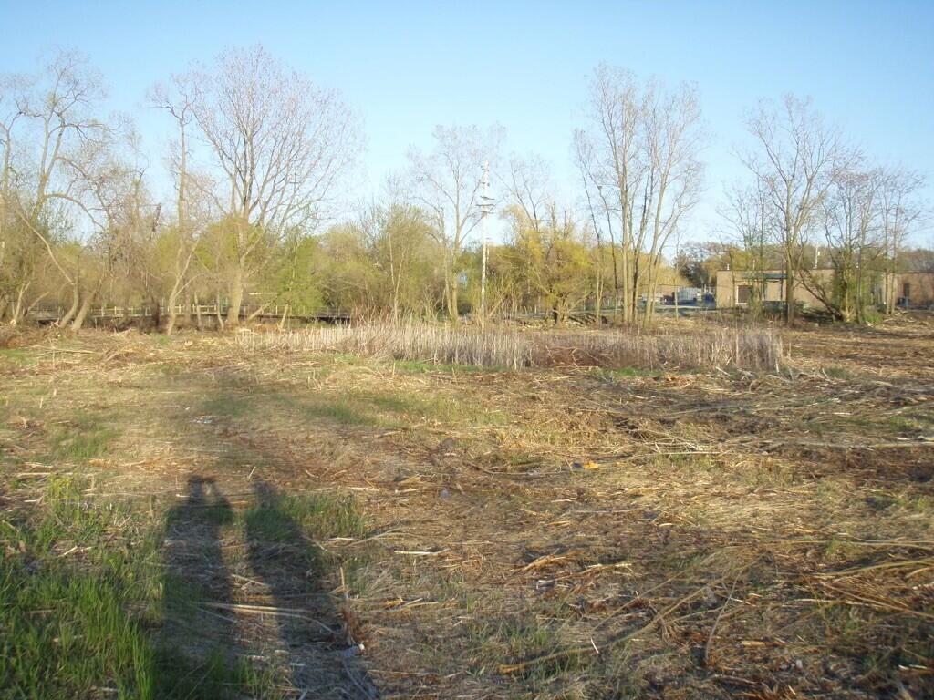 1794 Lakeshore Drive Muskegon MI 49441