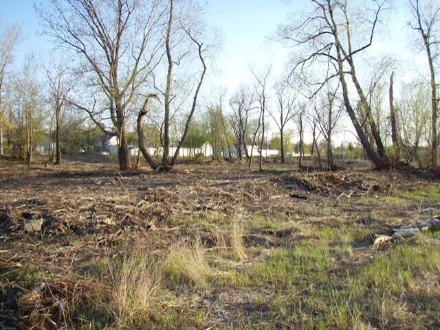 1794 Lakeshore Drive Muskegon MI 49441