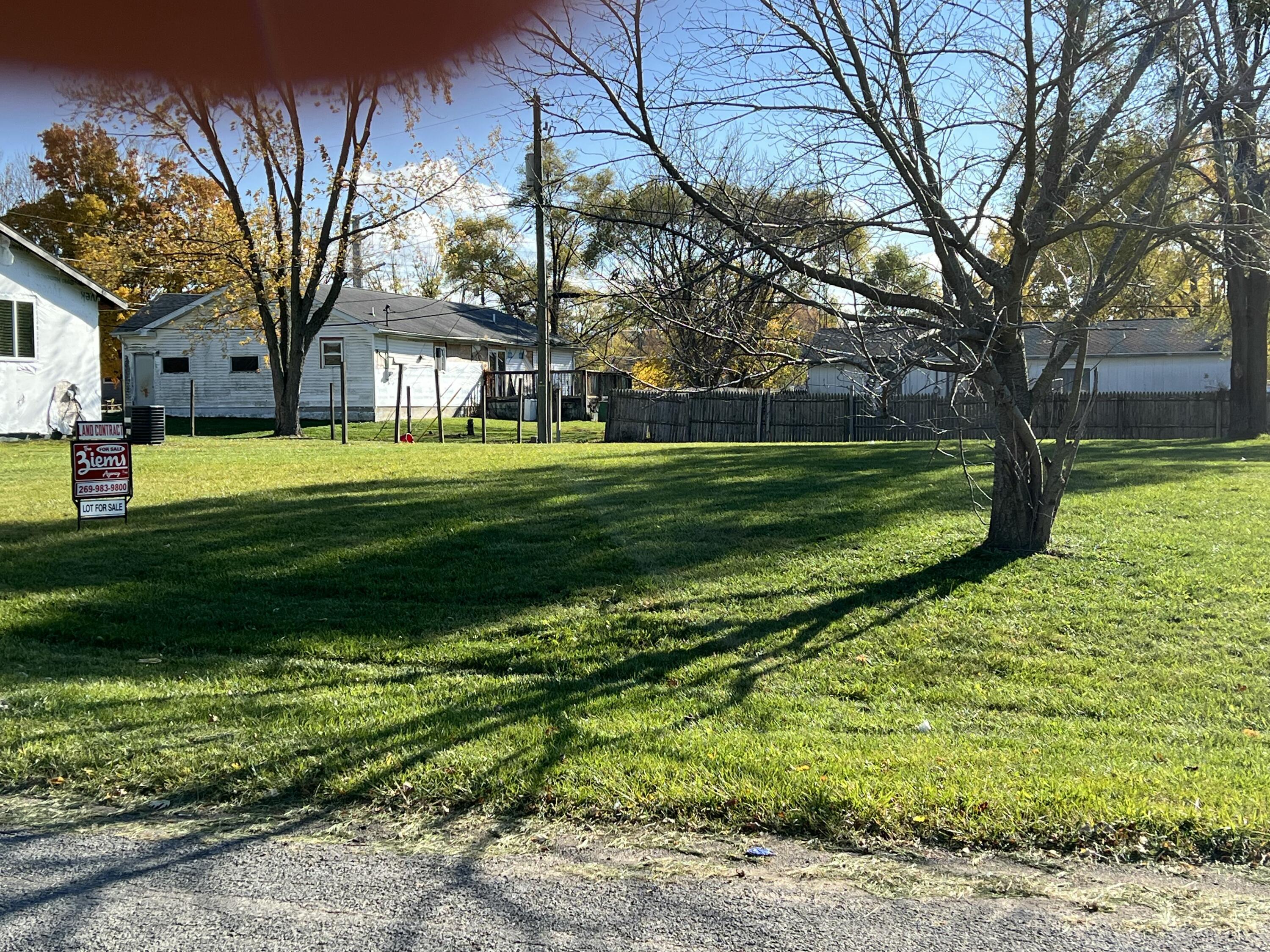 2480 Crawford Drive Benton Harbor MI 49022
