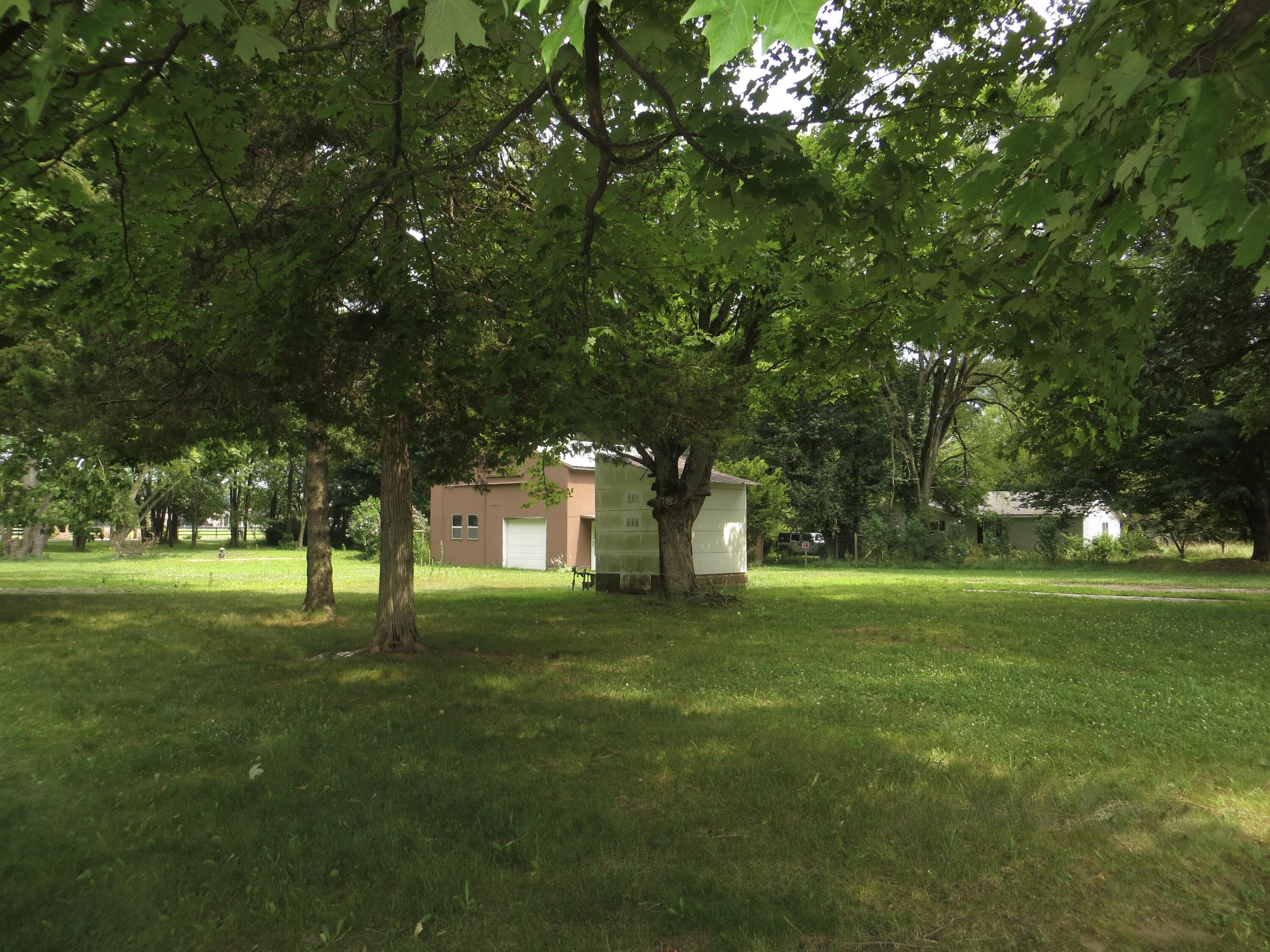 25035 Maple Street Edwardsburg MI 49112