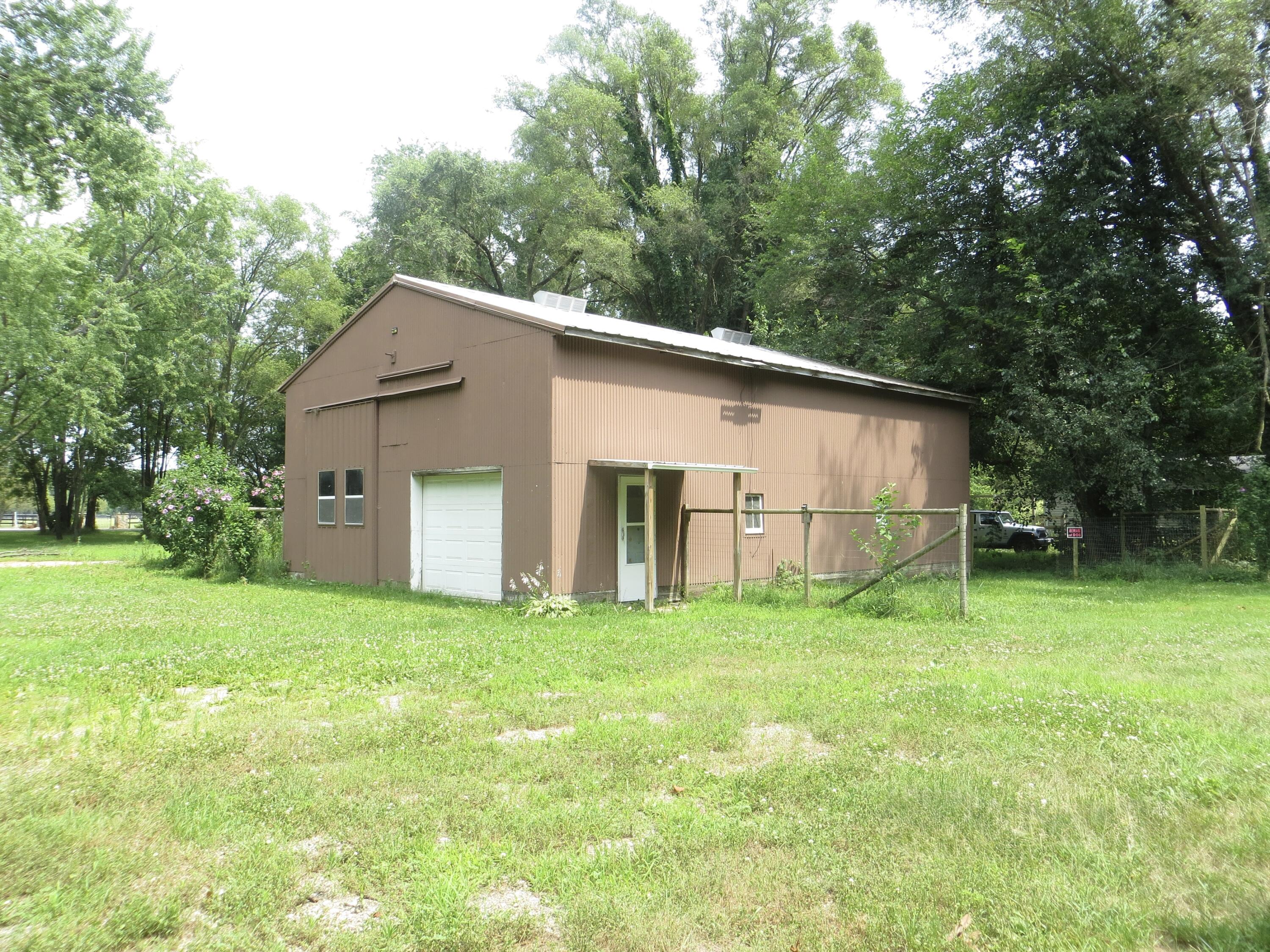 25035 Maple Street Edwardsburg MI 49112