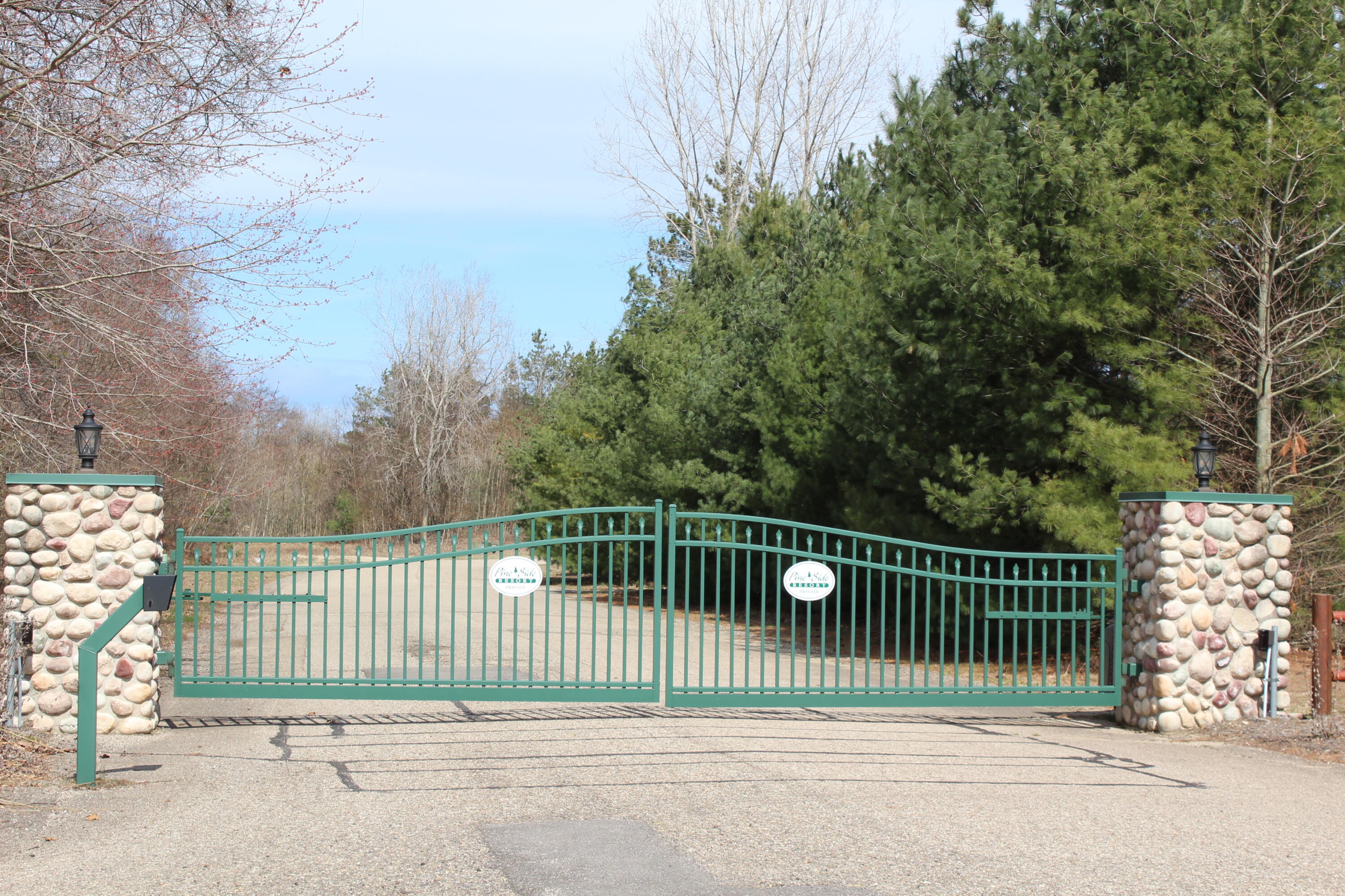43278 Whispering Pines Path Coloma MI 49038