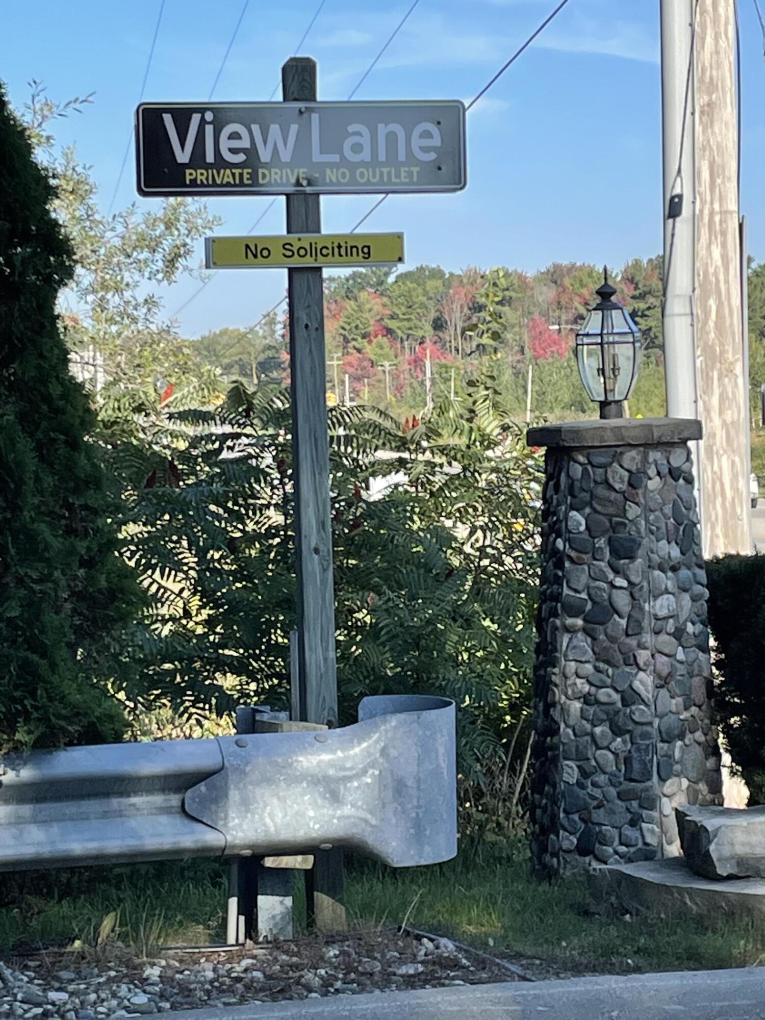 2418 View Lane Muskegon MI 49445