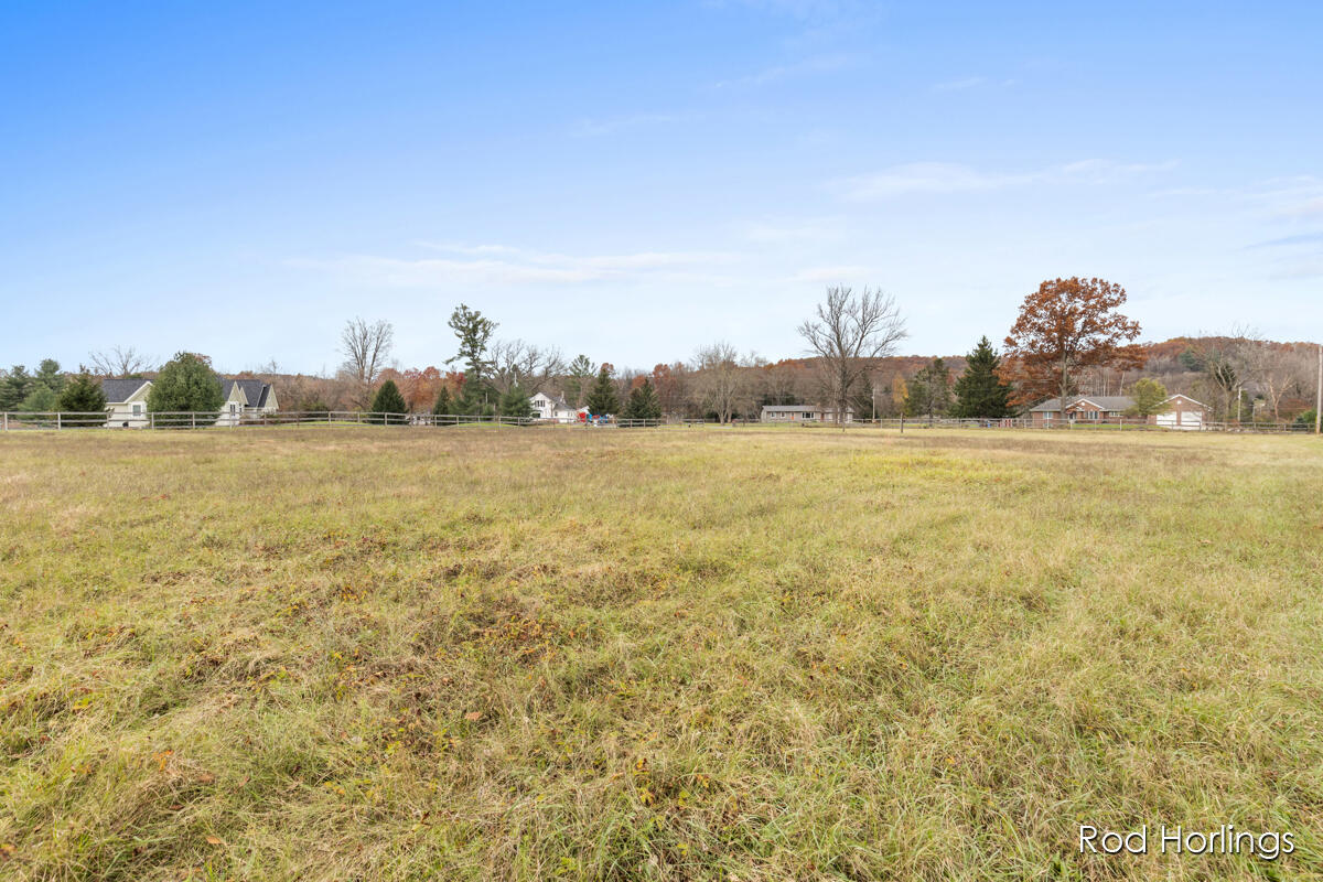 4590 3 Mile Road NE Grand Rapids MI 49525