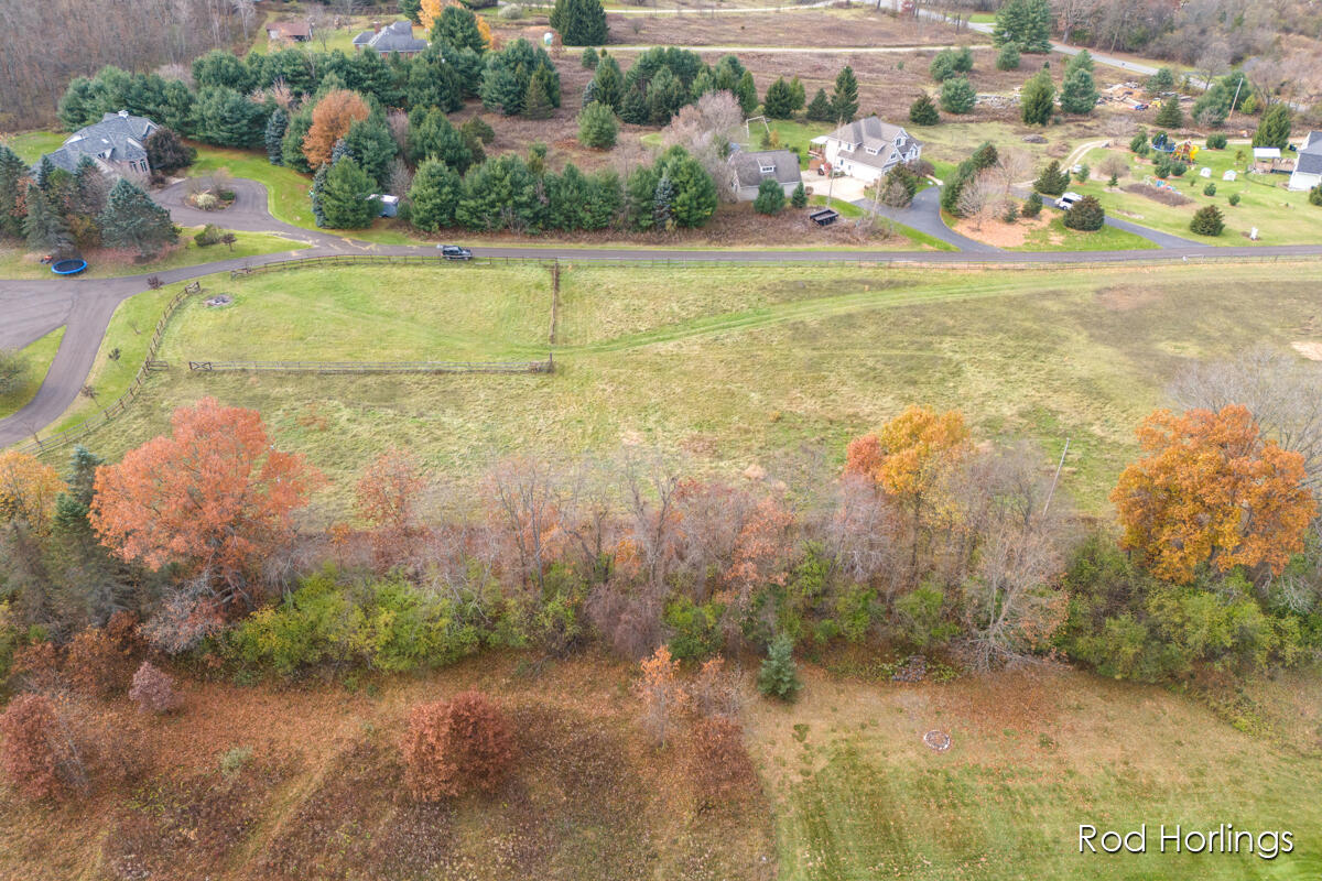 4590 3 Mile Road NE Grand Rapids MI 49525