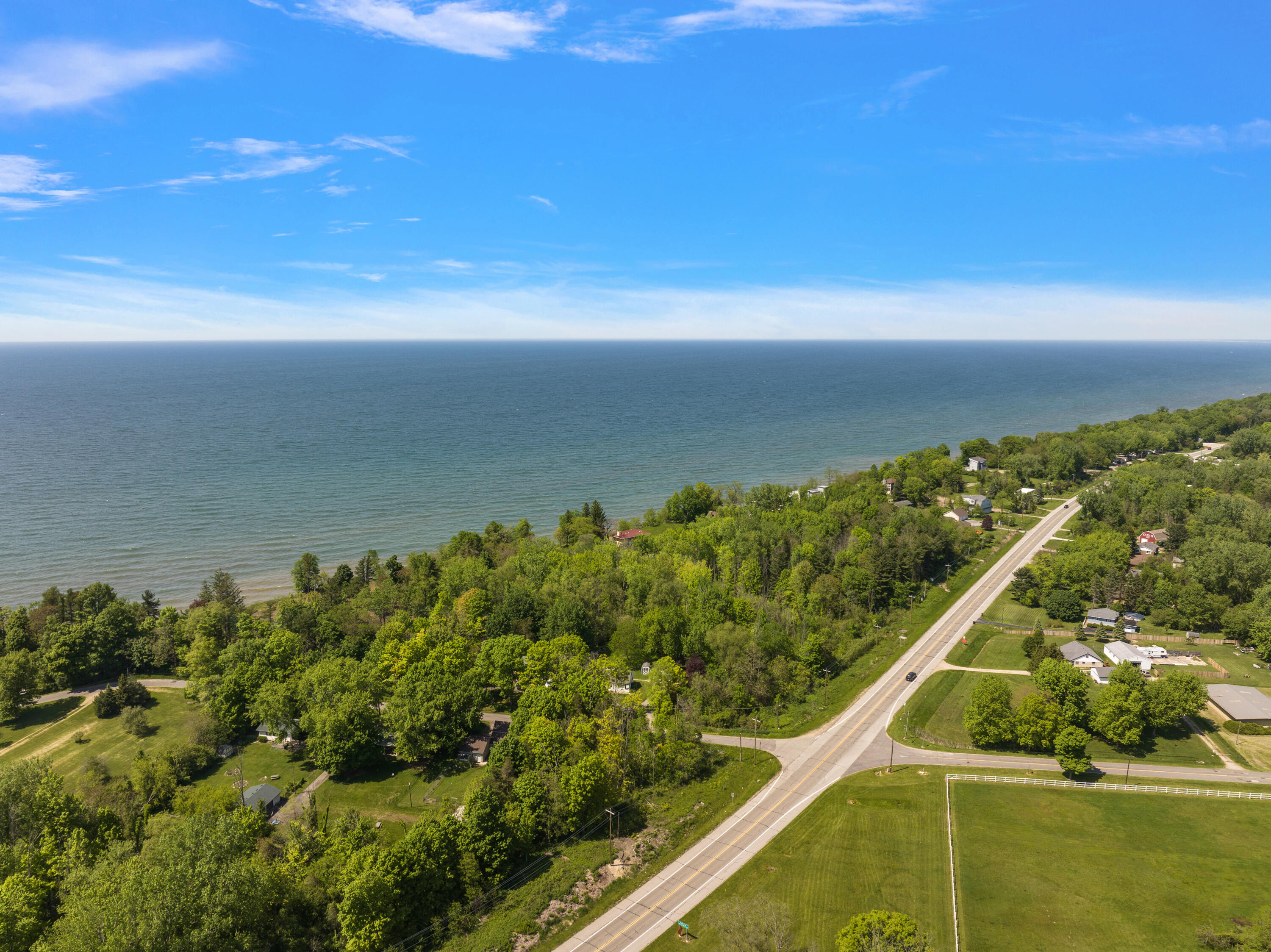 991 Maple Lane Benton Harbor MI 49022