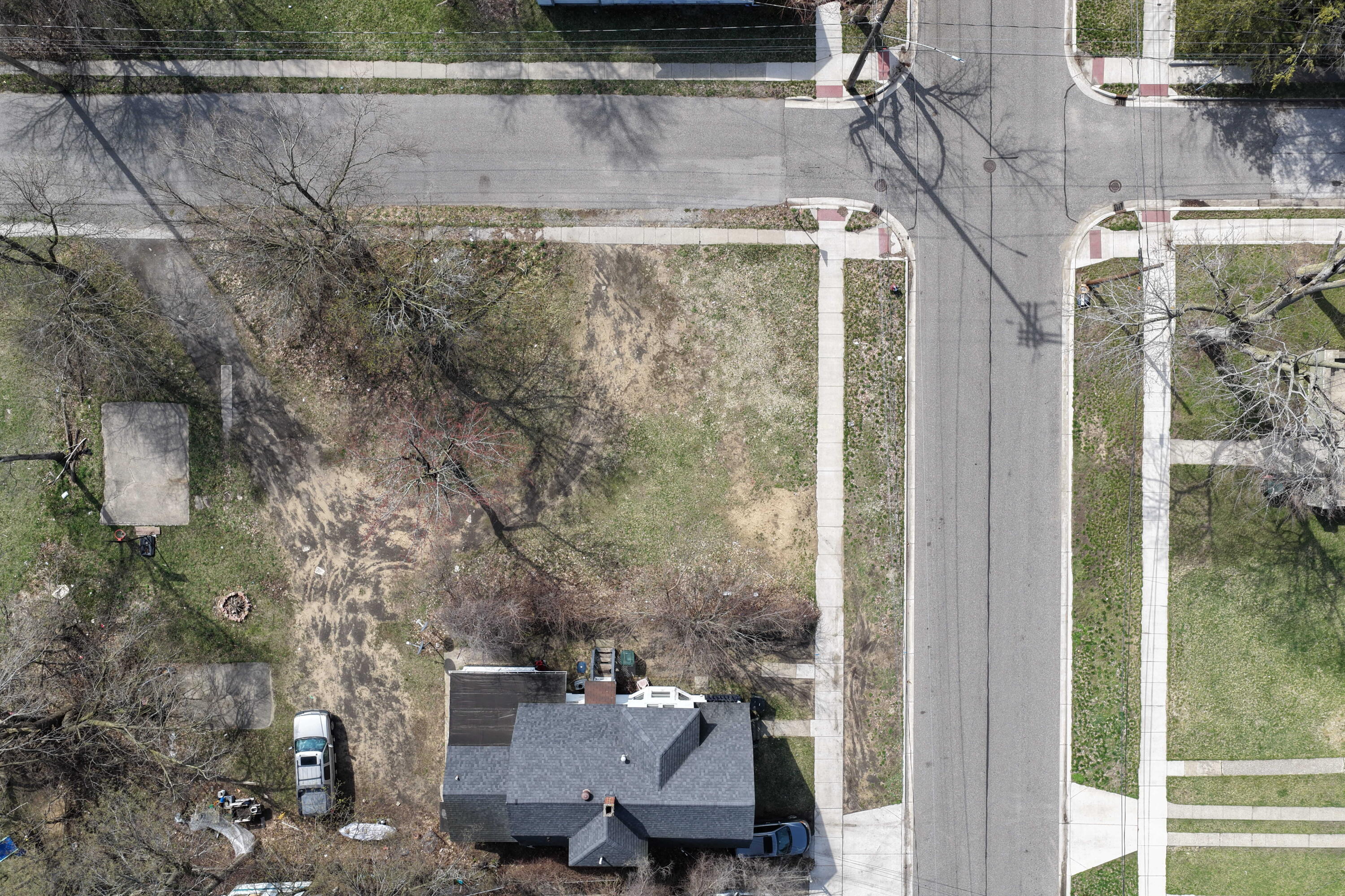 555 Amity Avenue Muskegon MI 49442