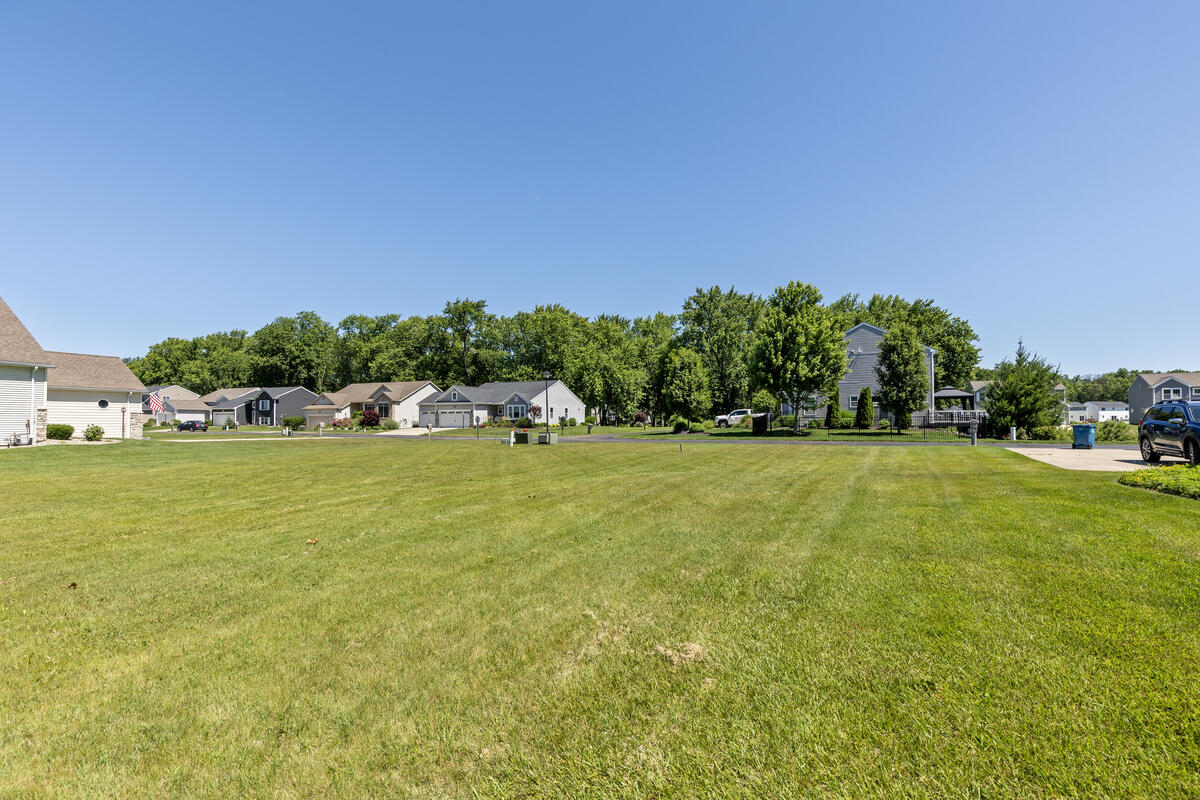 578 Swan River Drive Benton Harbor MI 49022