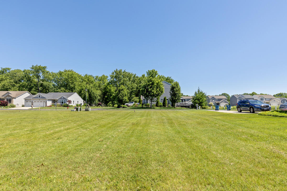 578 Swan River Drive Benton Harbor MI 49022