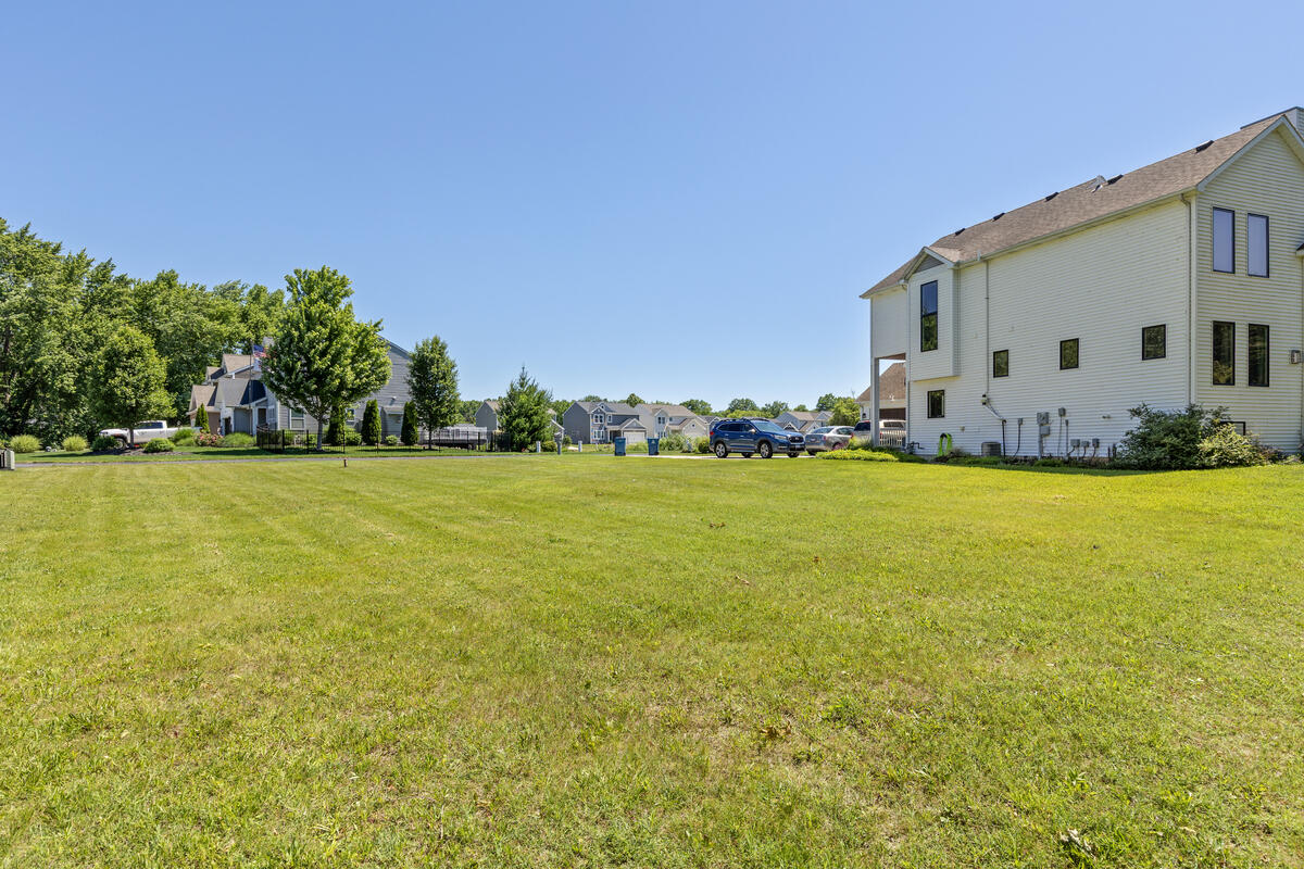 578 Swan River Drive Benton Harbor MI 49022