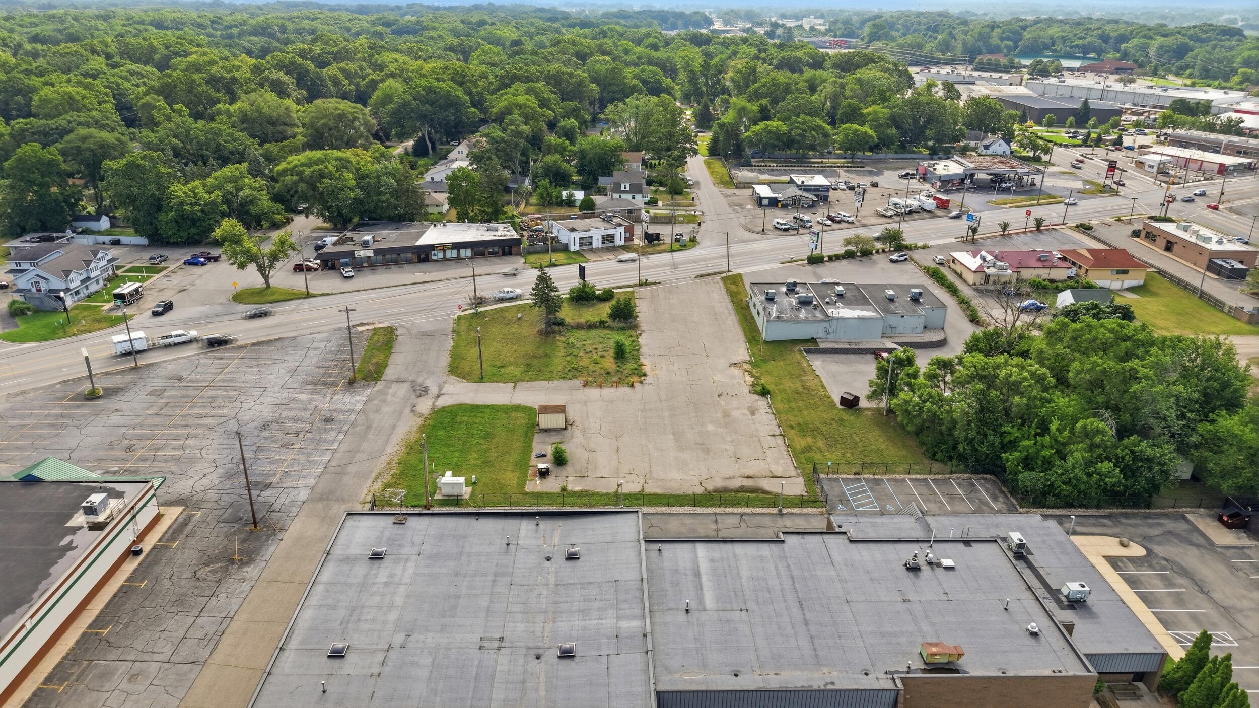 294 N River Avenue Holland MI 49424