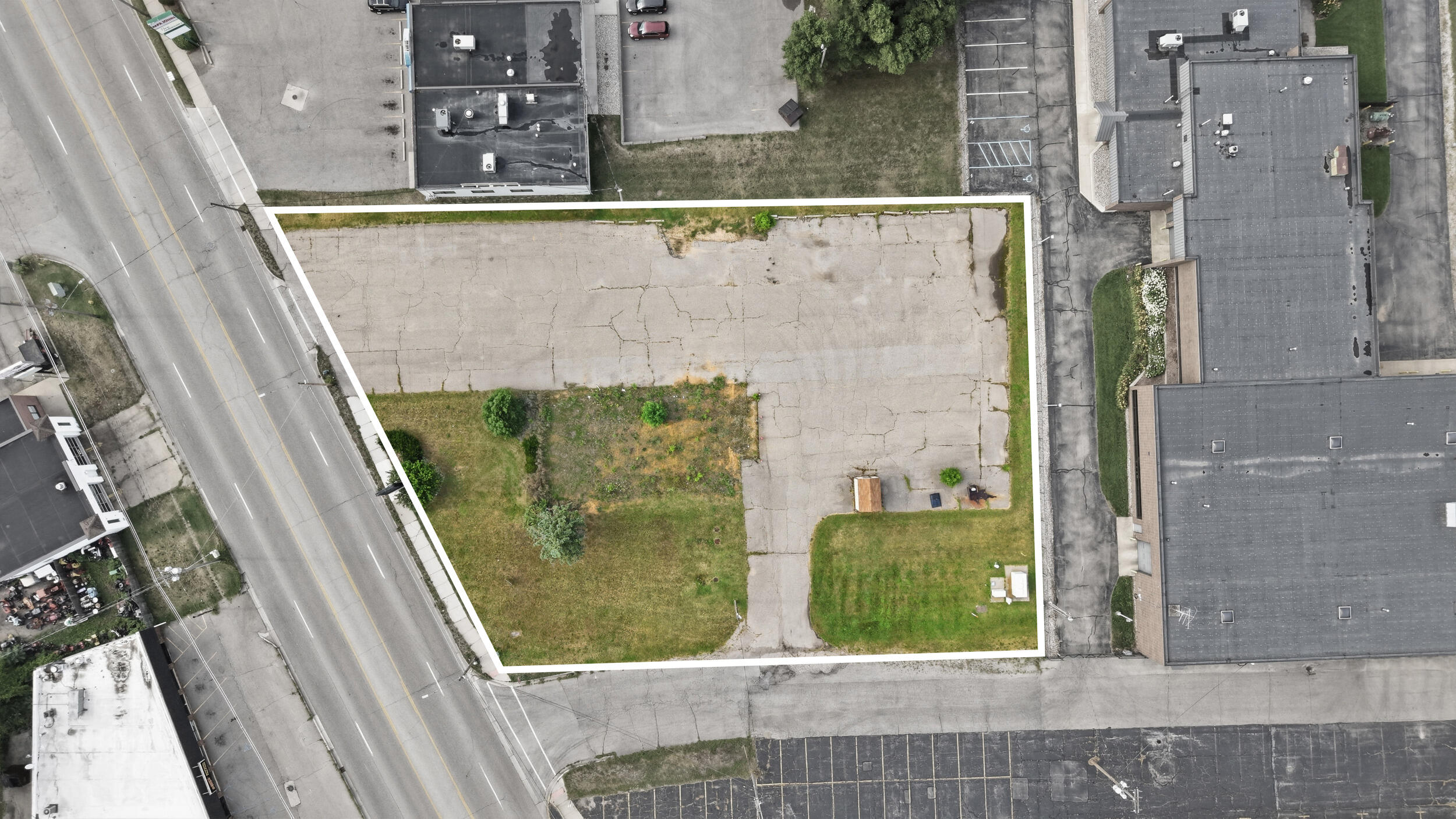 294 N River Avenue Holland MI 49424