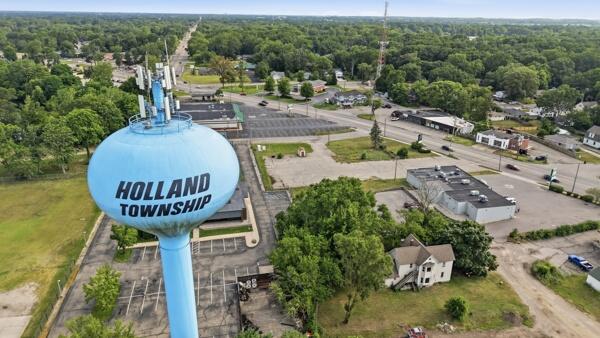 294 N River Avenue Holland MI 49424