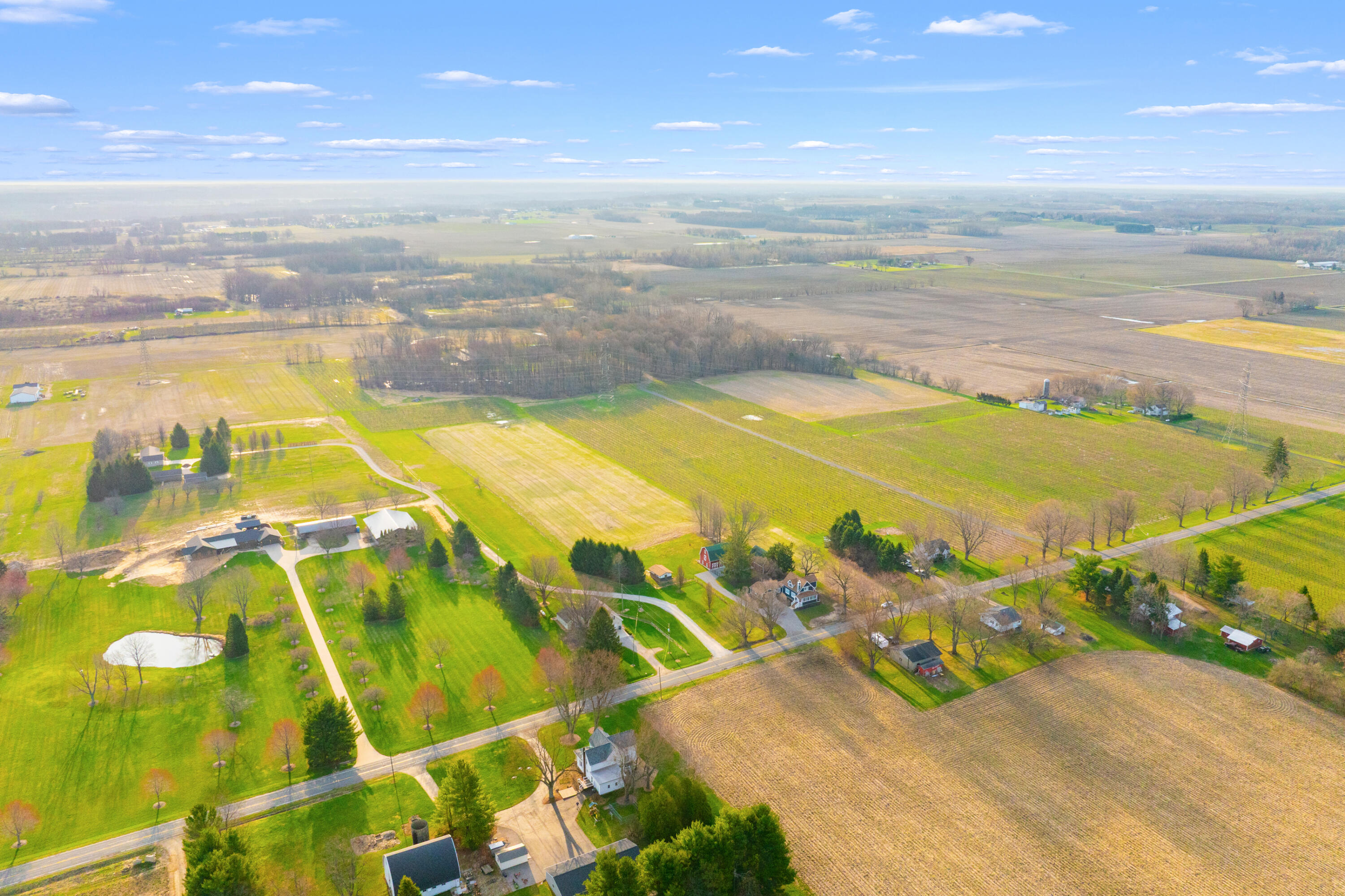 V/l 3 S Scottdale Road Berrien Springs MI 49103