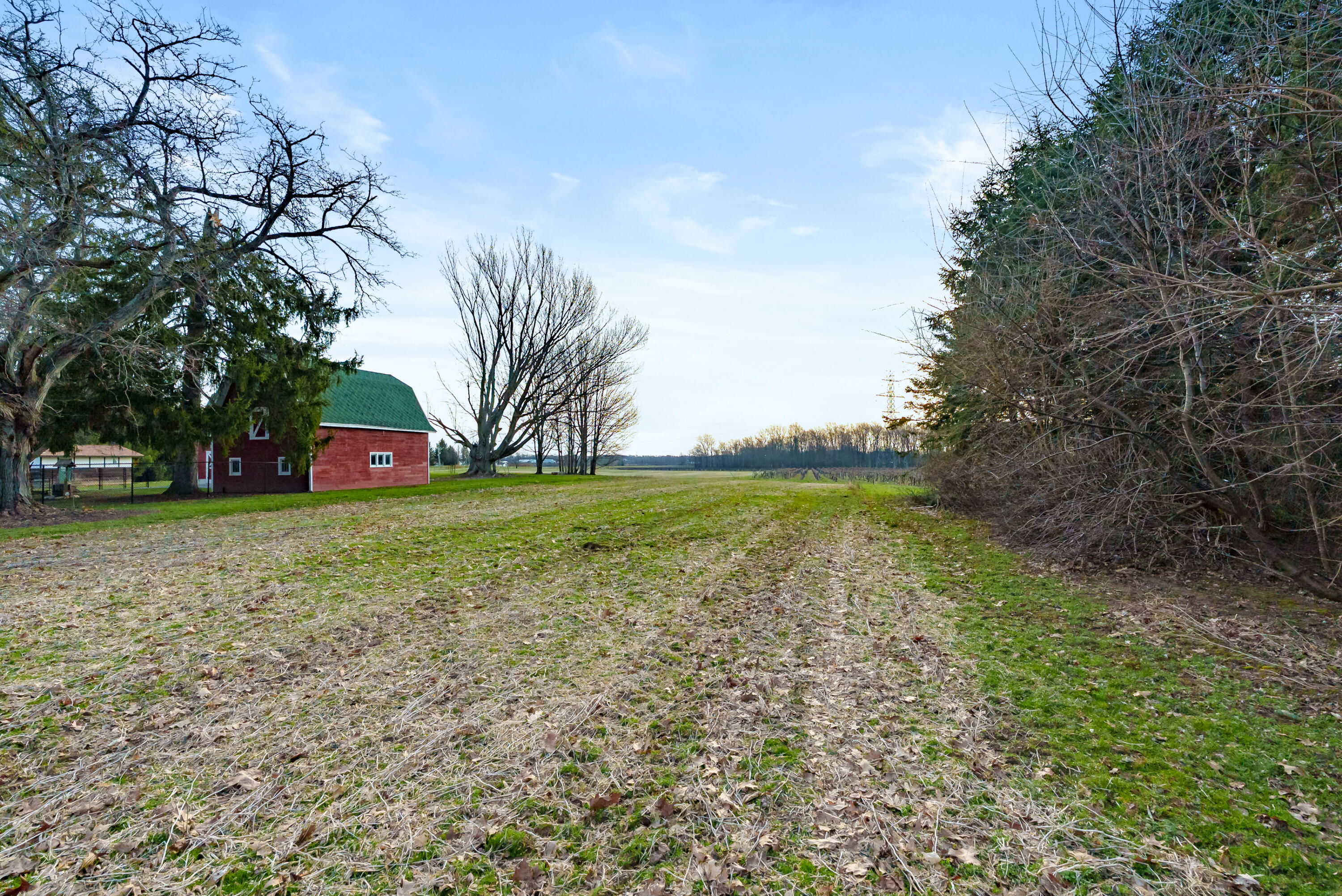 V/l 3 S Scottdale Road Berrien Springs MI 49103