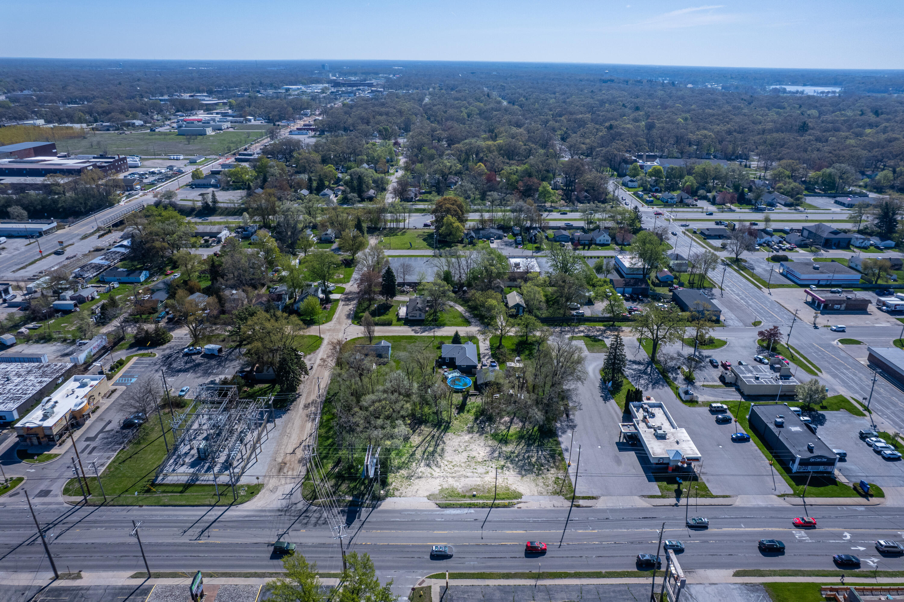 2906 Henry Street Norton Shores MI 49441