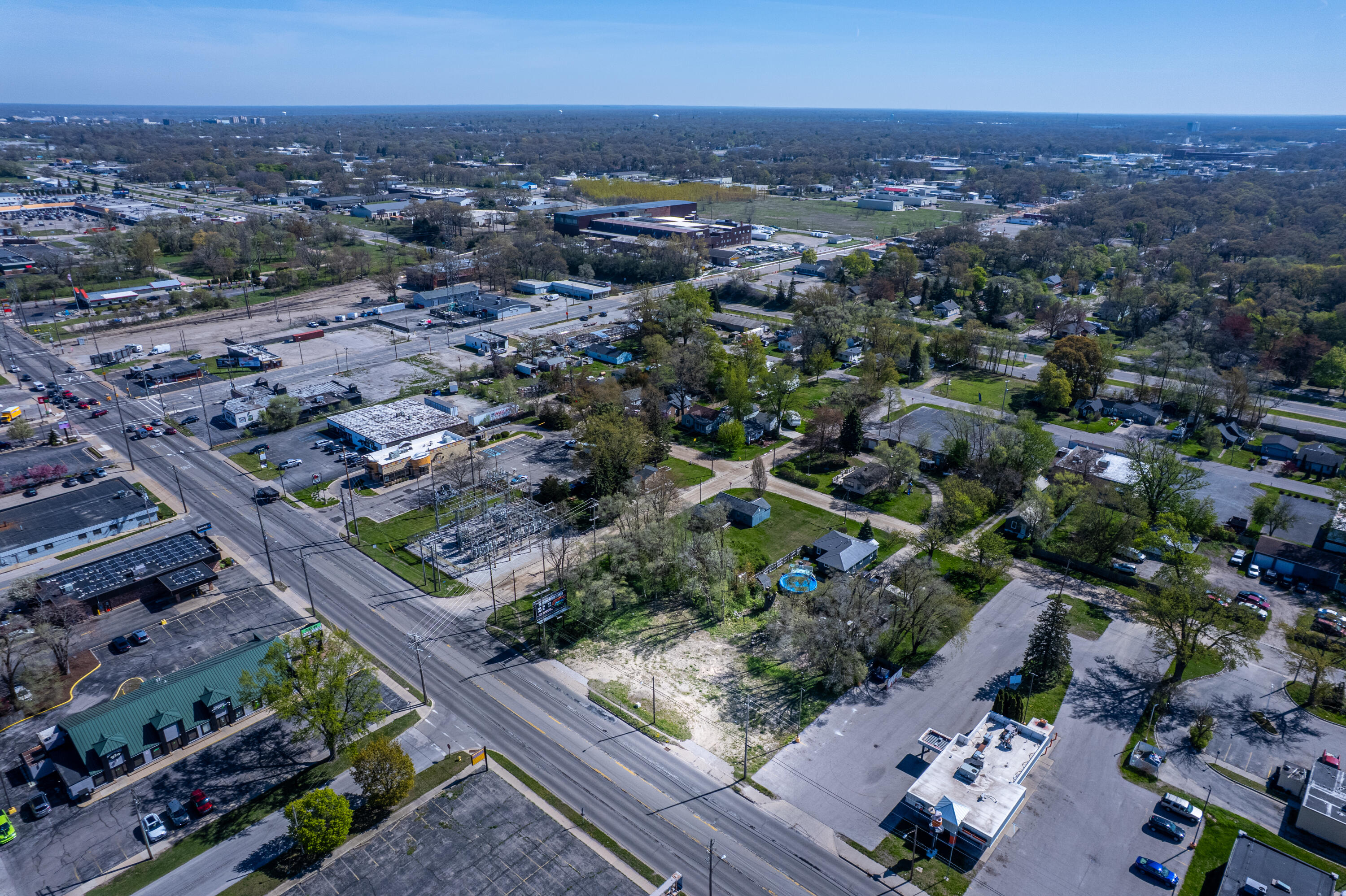 2906 Henry Street Norton Shores MI 49441