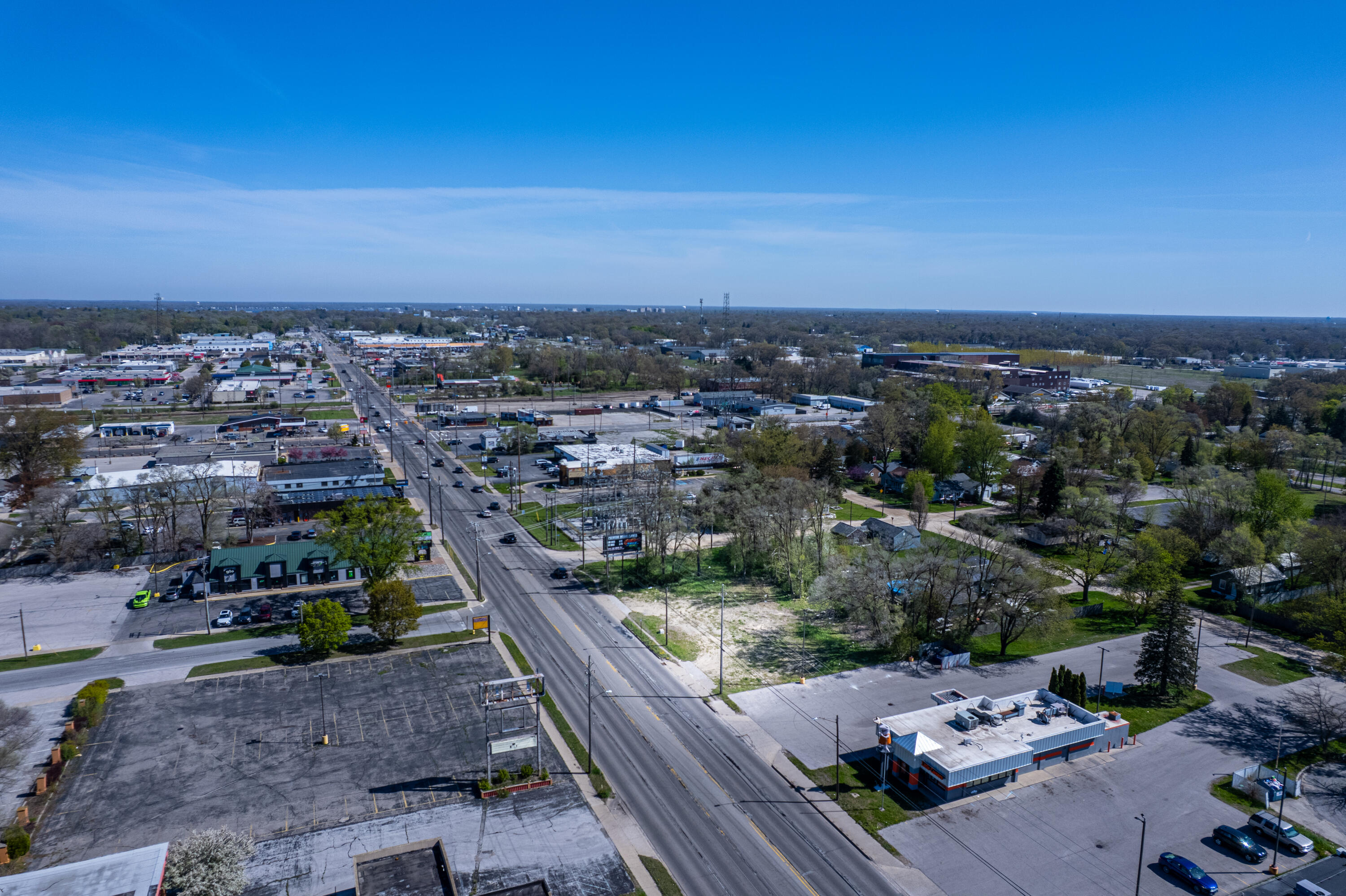 2906 Henry Street Norton Shores MI 49441