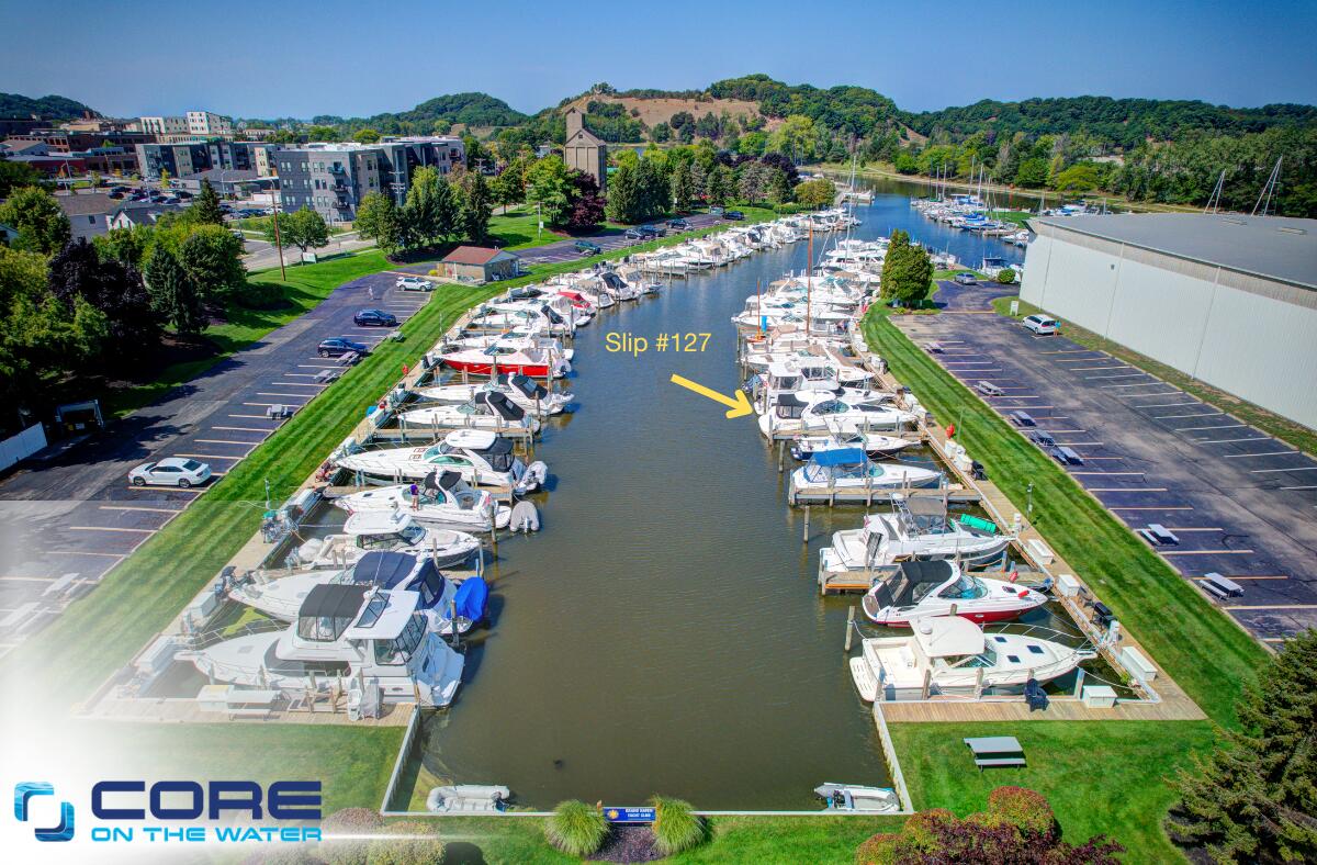 127 Wharfside Grand Haven MI 49417