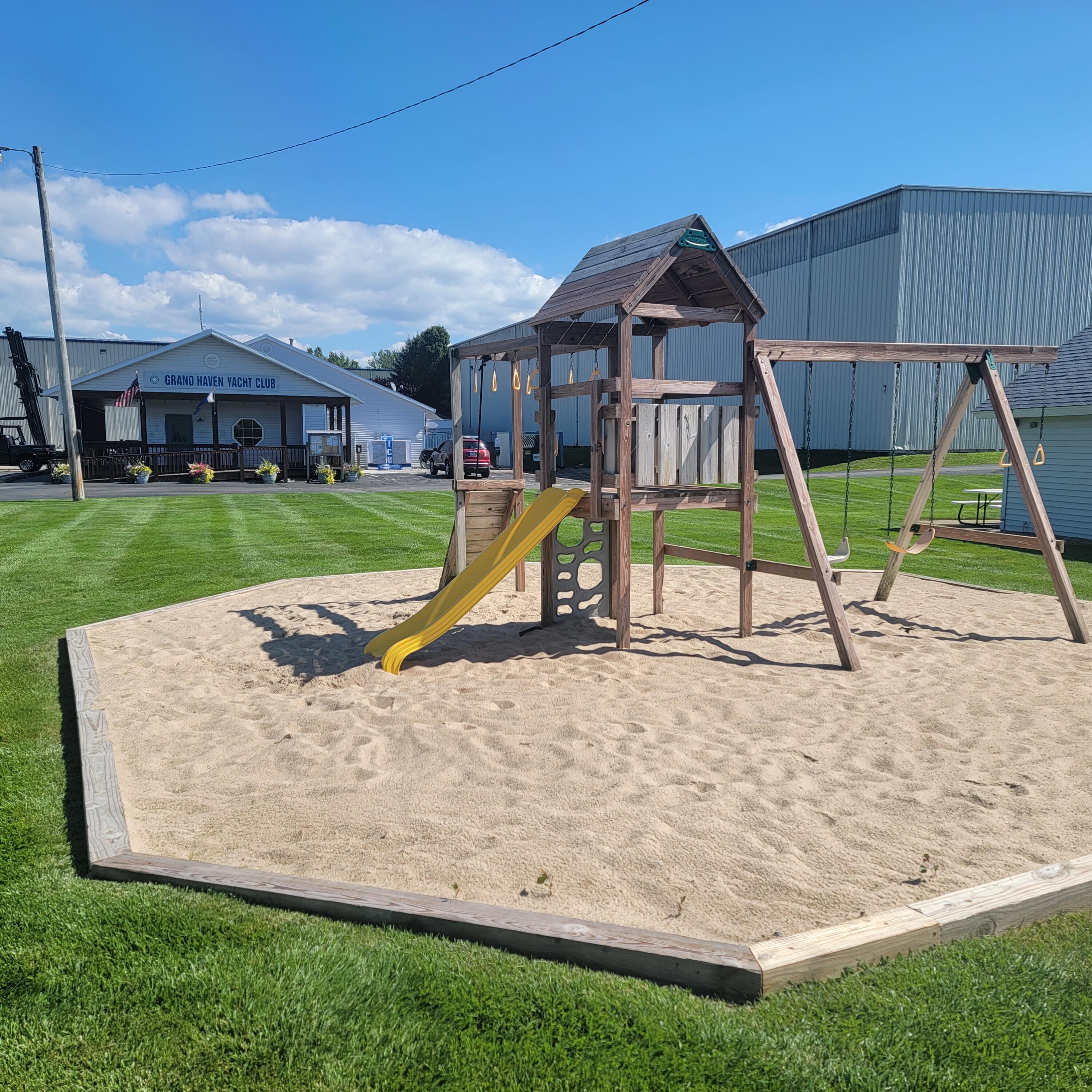 127 Wharfside Grand Haven MI 49417