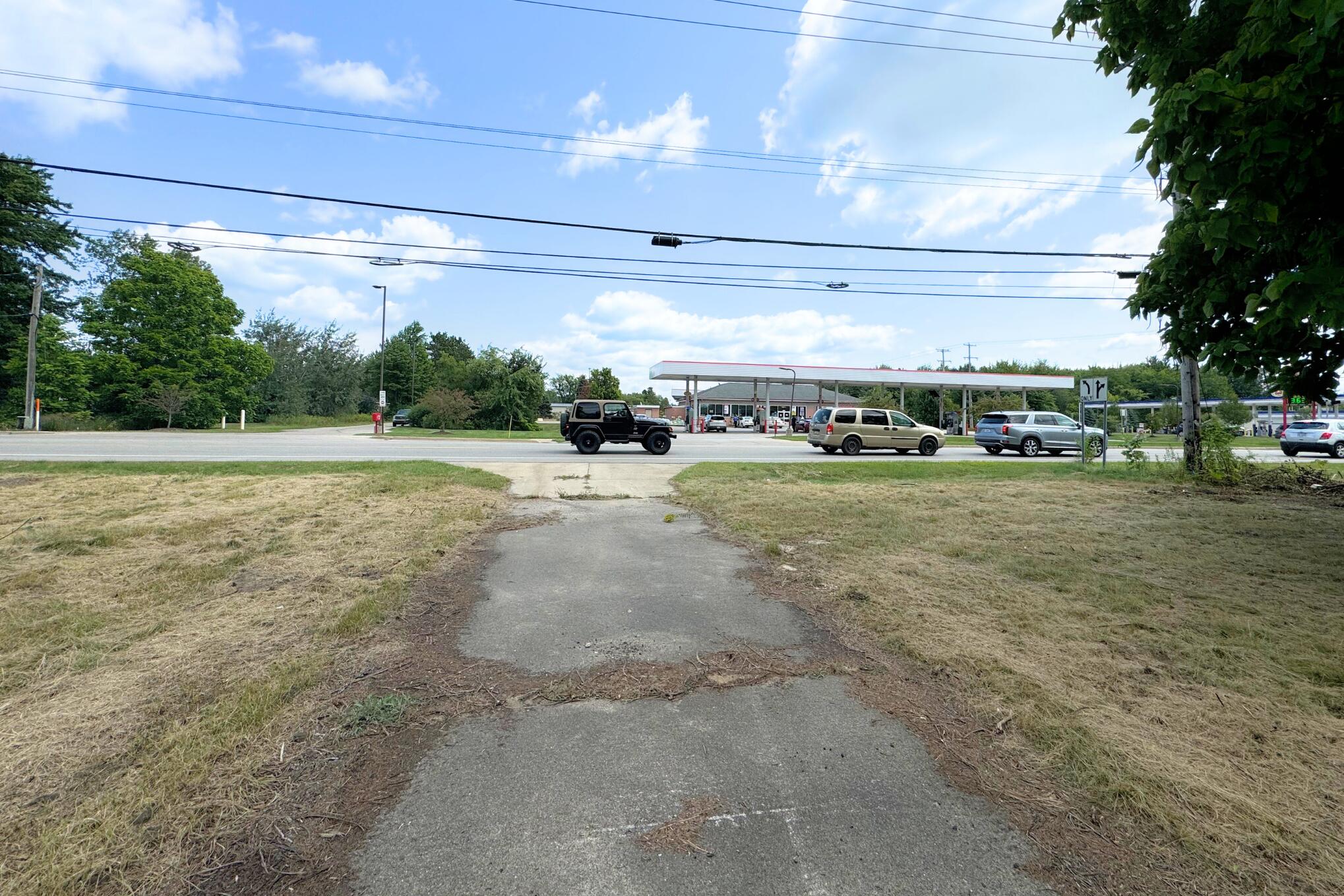 6561 Grand Haven Road Norton Shores MI 49441