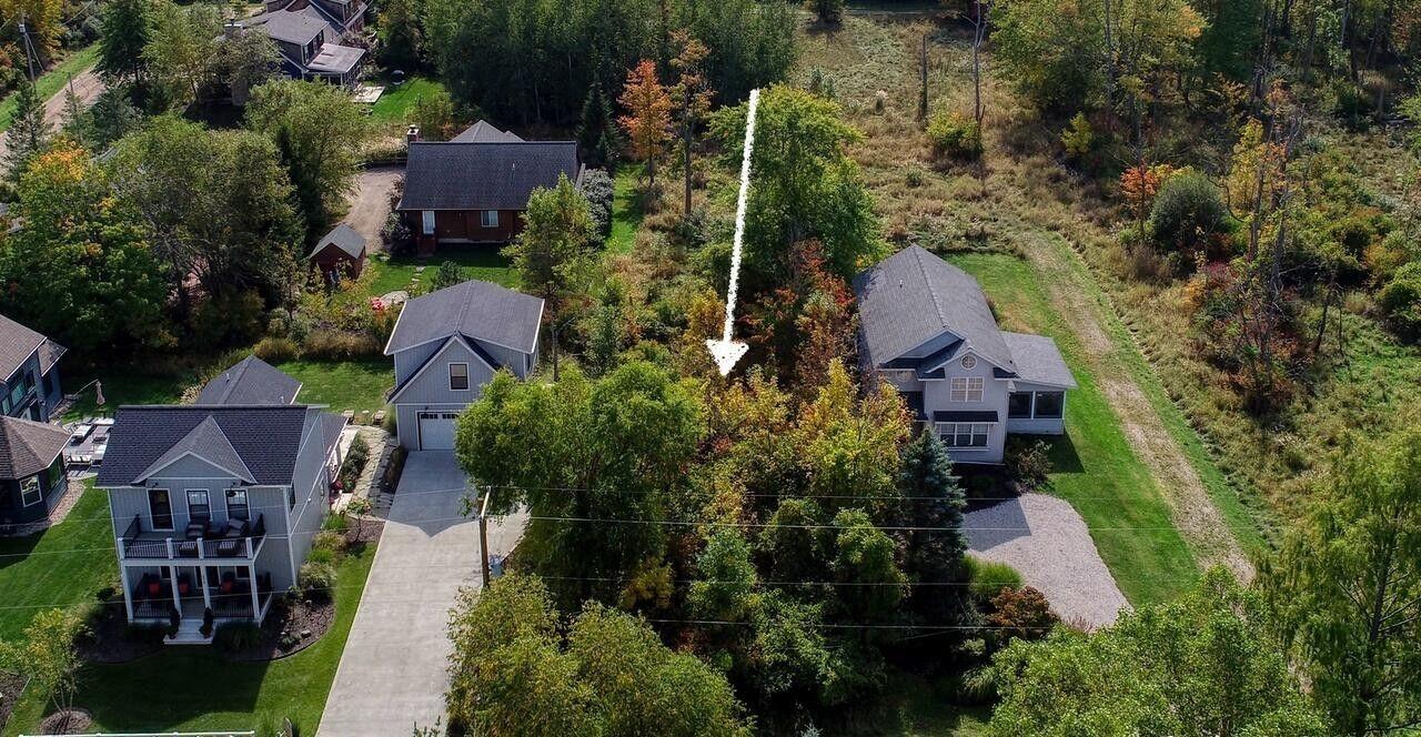 6912 3rd Street Douglas MI 49406