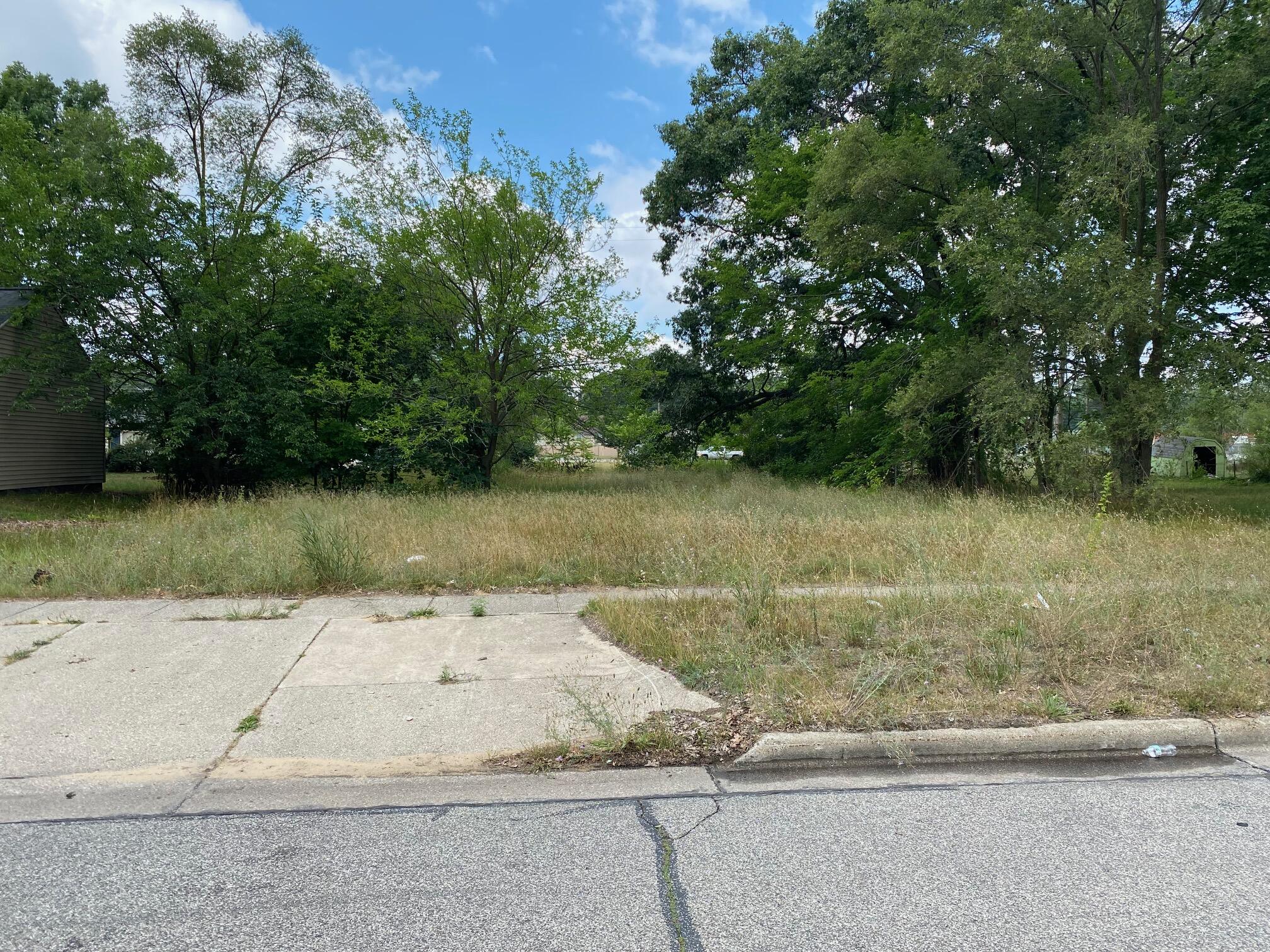2163 Continental Street Muskegon MI 49444