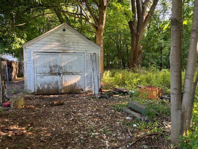 945 Petrie Avenue Norton Shores MI 49441