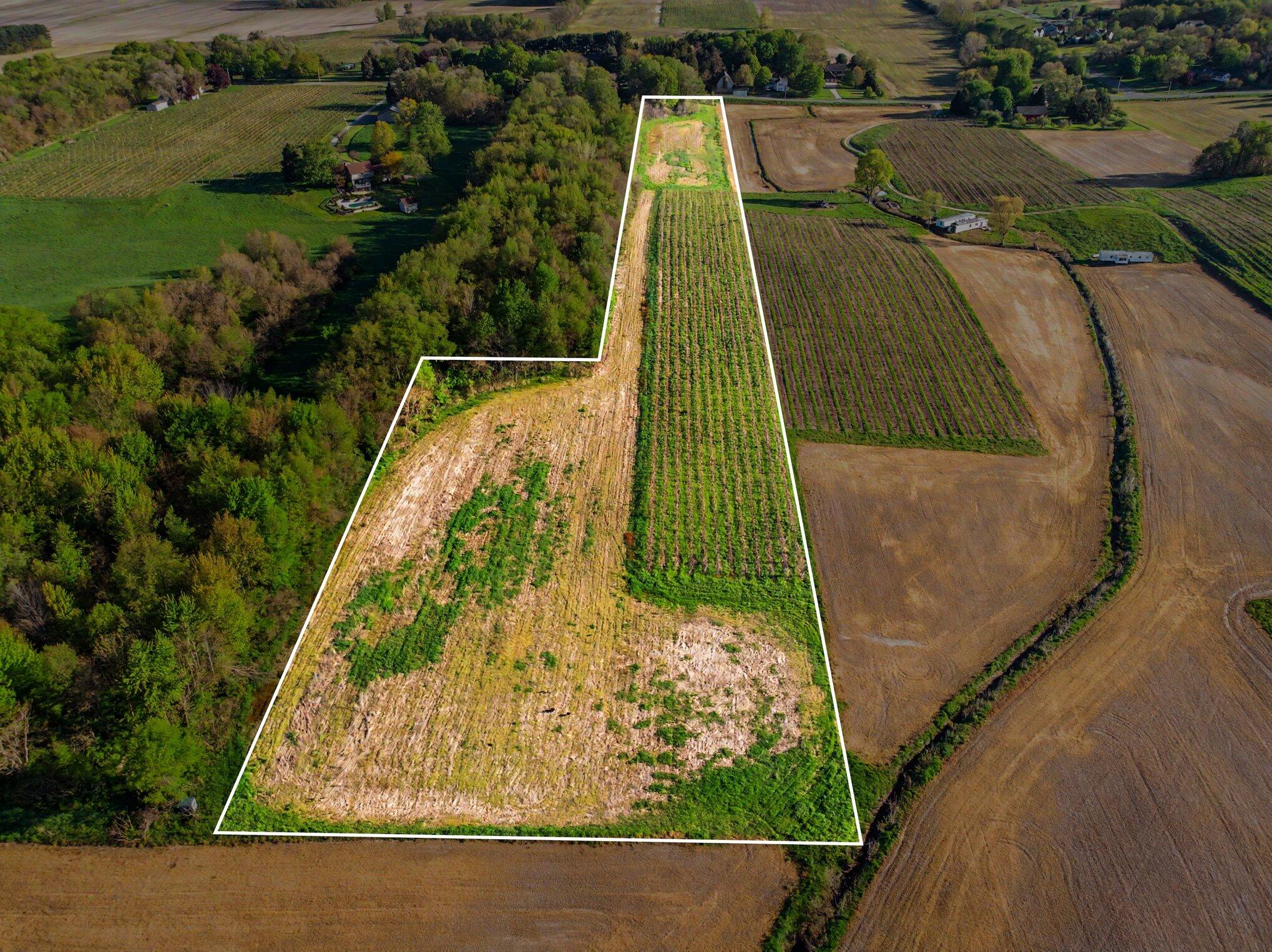 V/l E Hinchman Road Berrien Springs MI 49103