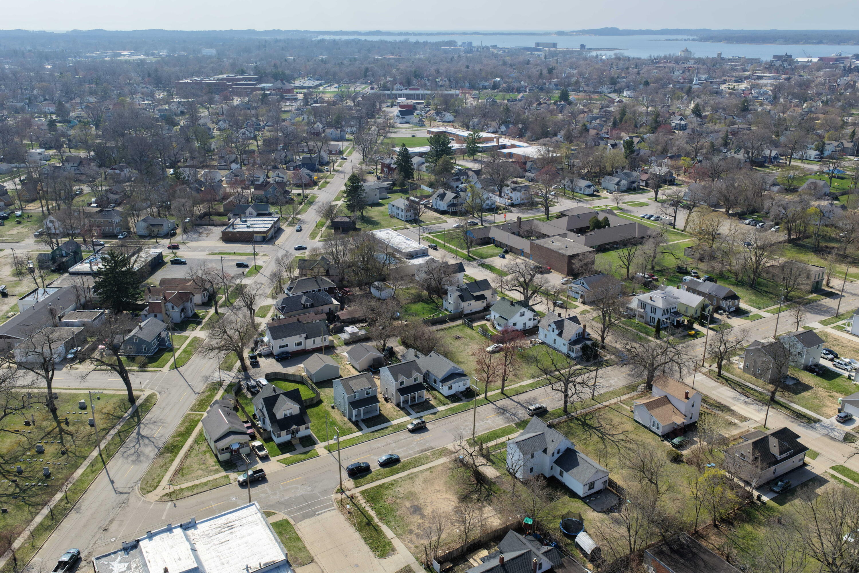 555 Amity Avenue Muskegon MI 49442