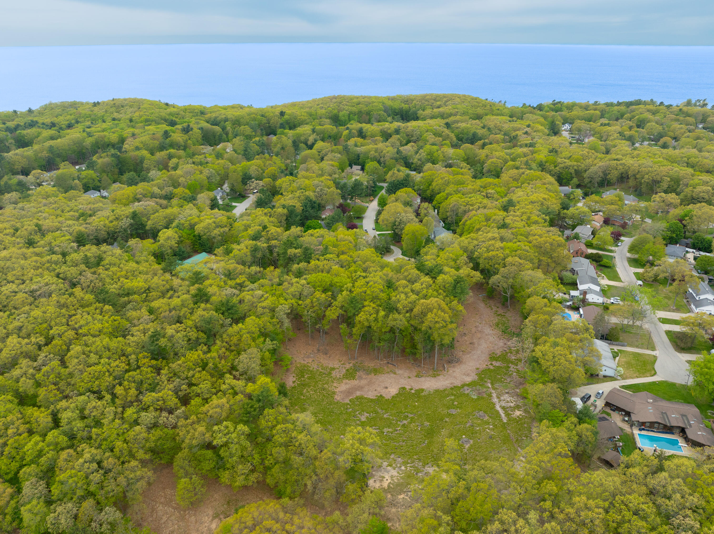 2088 Geneva Lane Muskegon MI 49441