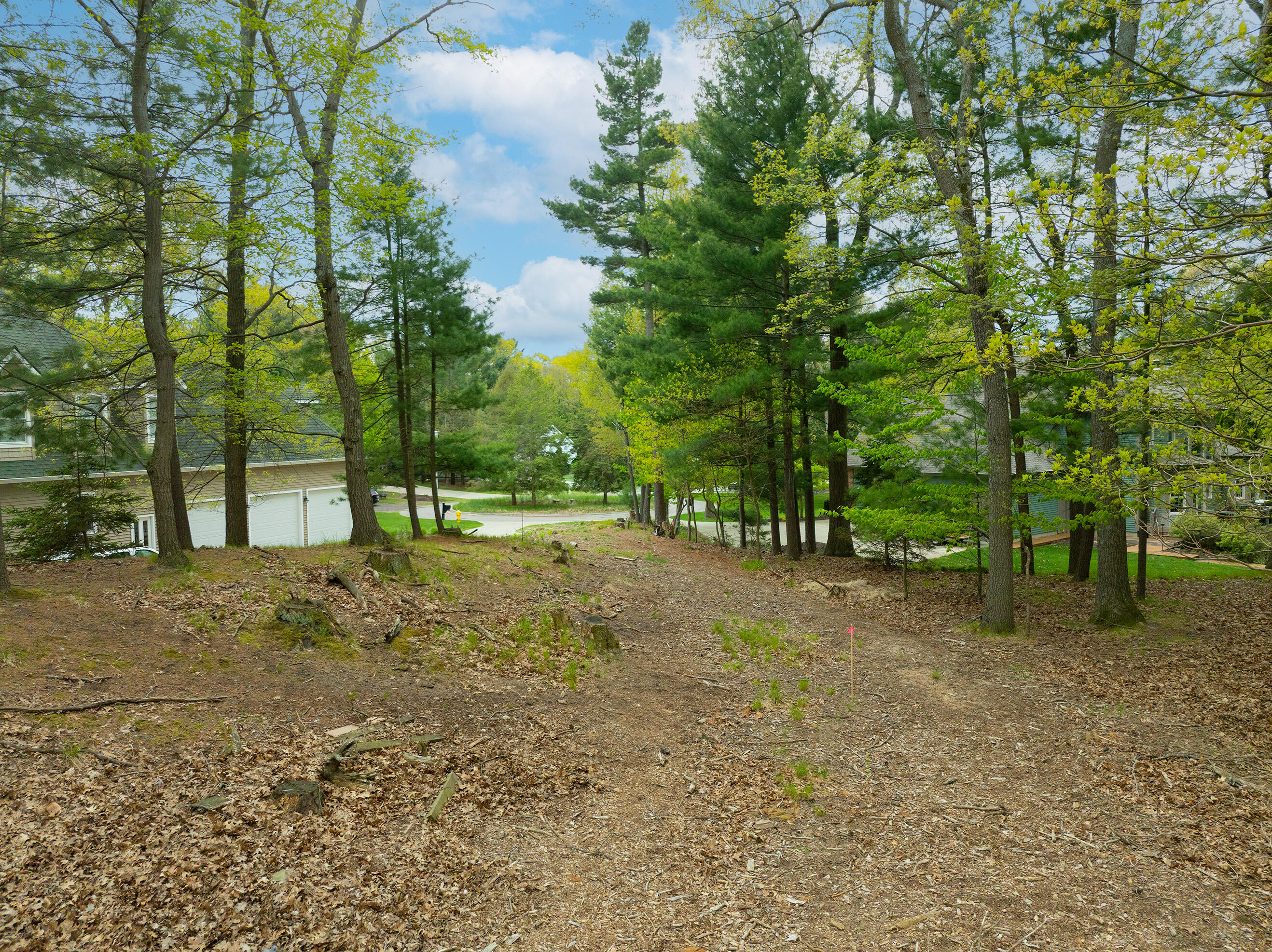 2088 Geneva Lane Muskegon MI 49441