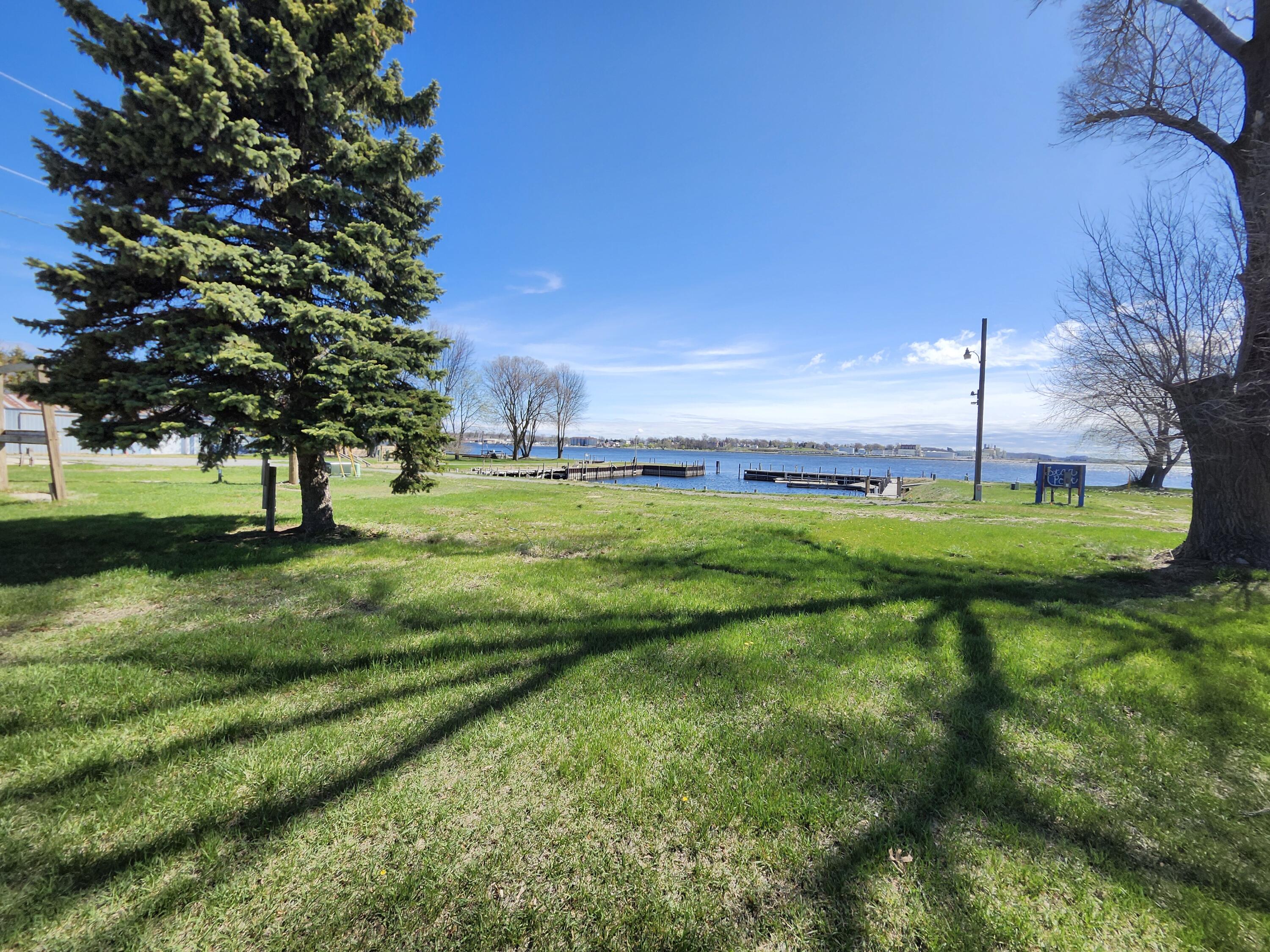 846 S Lakeshore Drive Ludington MI 49431