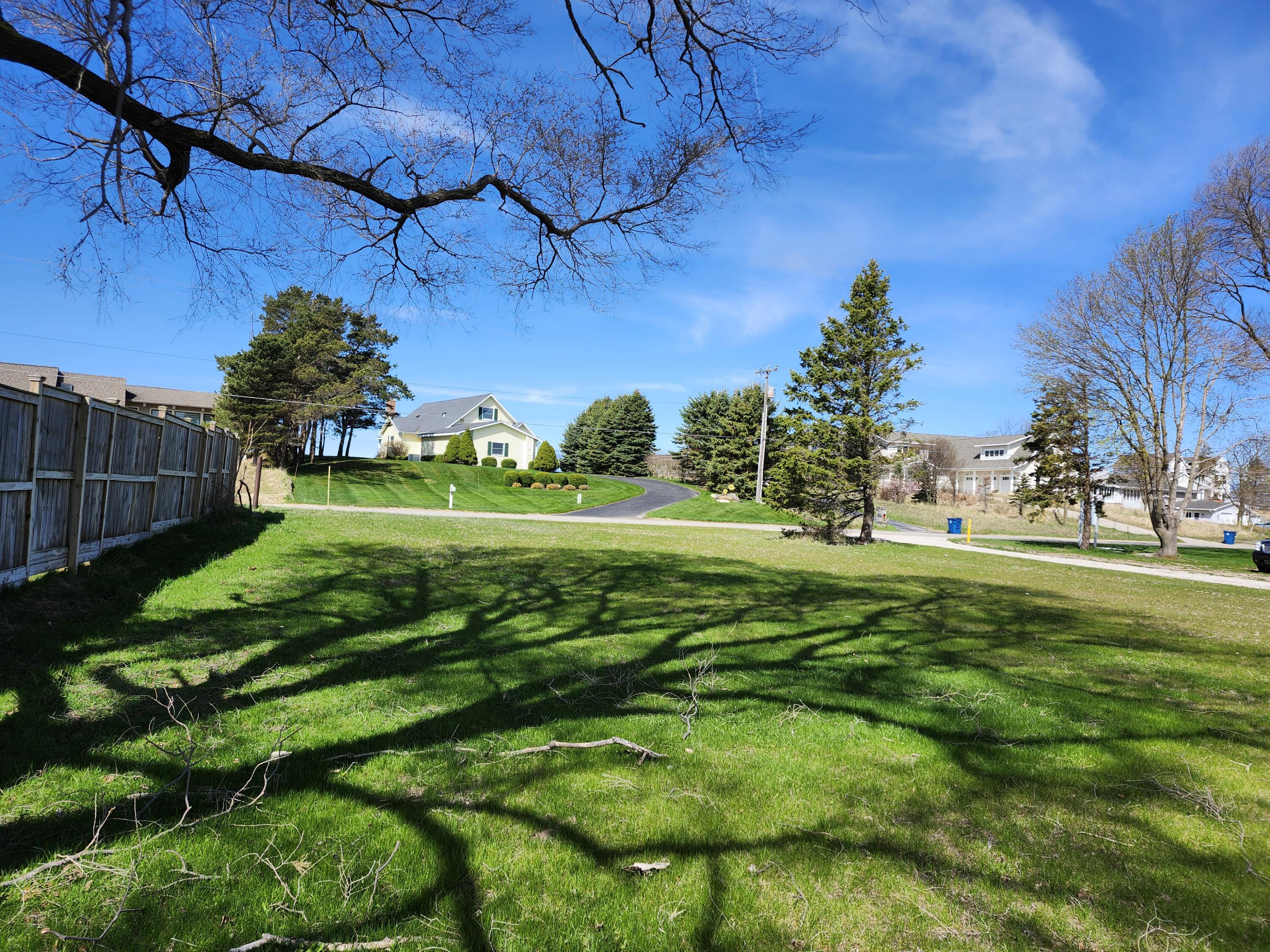 846 S Lakeshore Drive Ludington MI 49431