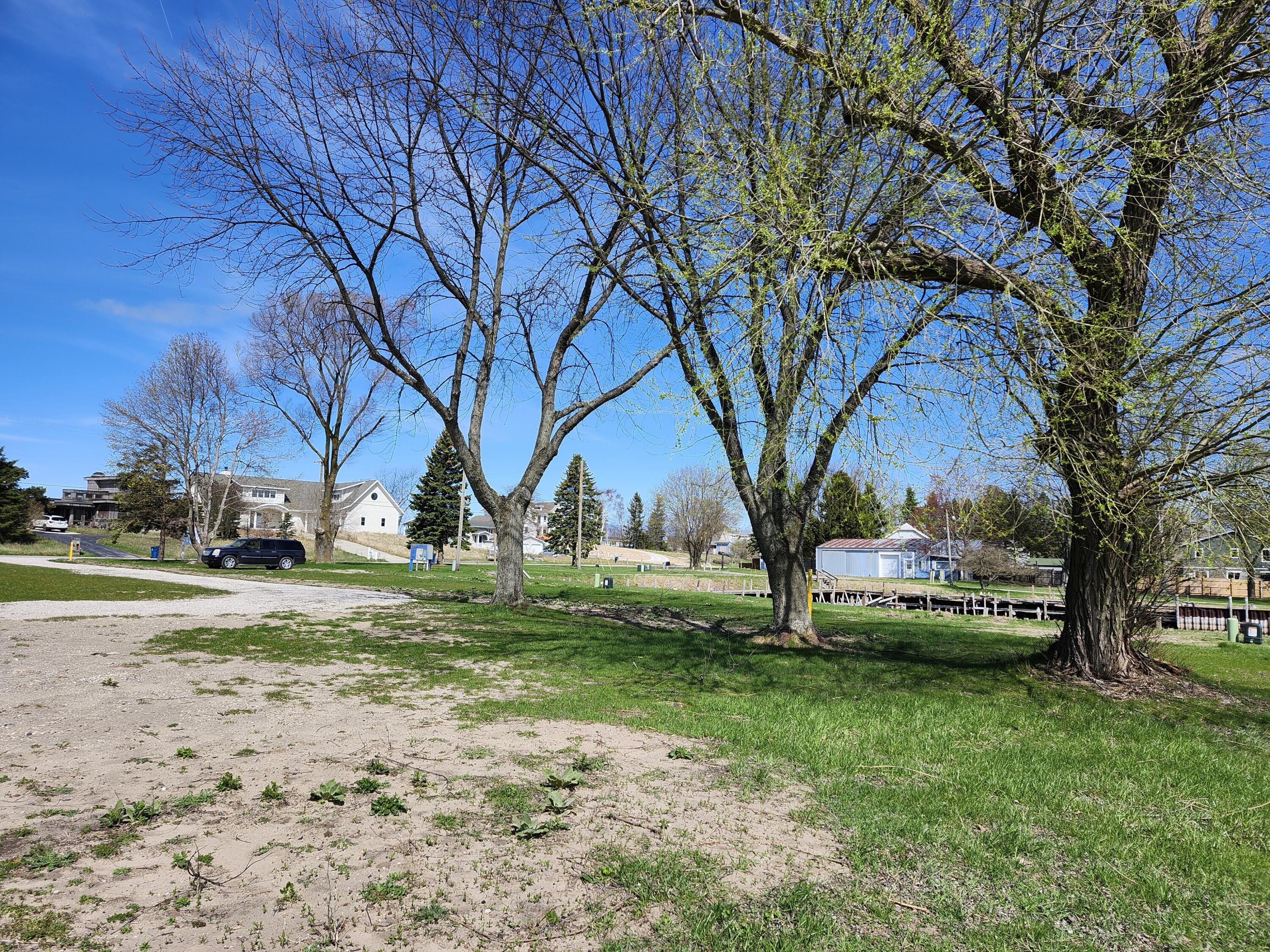 846 S Lakeshore Drive Ludington MI 49431