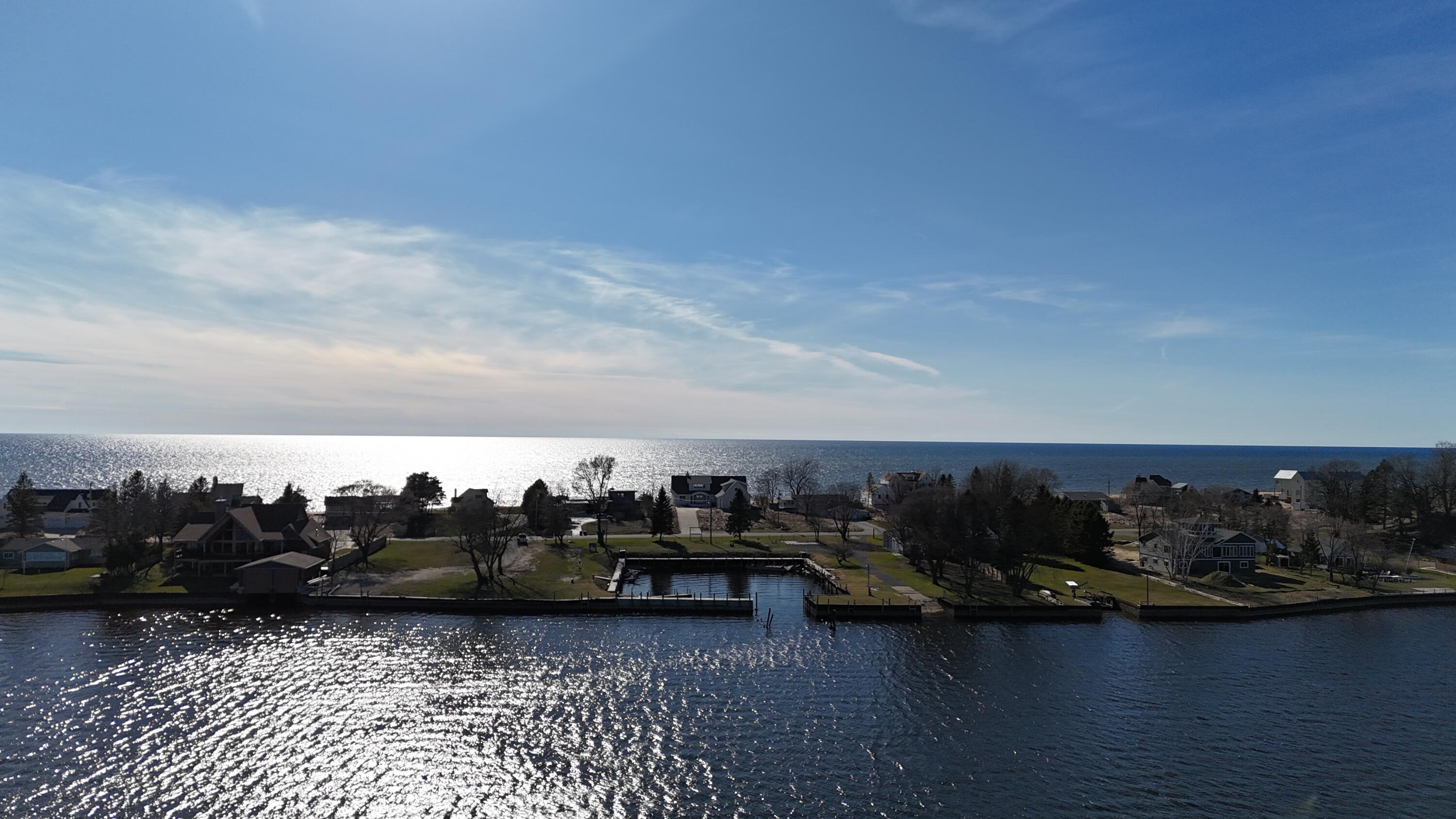 846 S Lakeshore Drive Ludington MI 49431