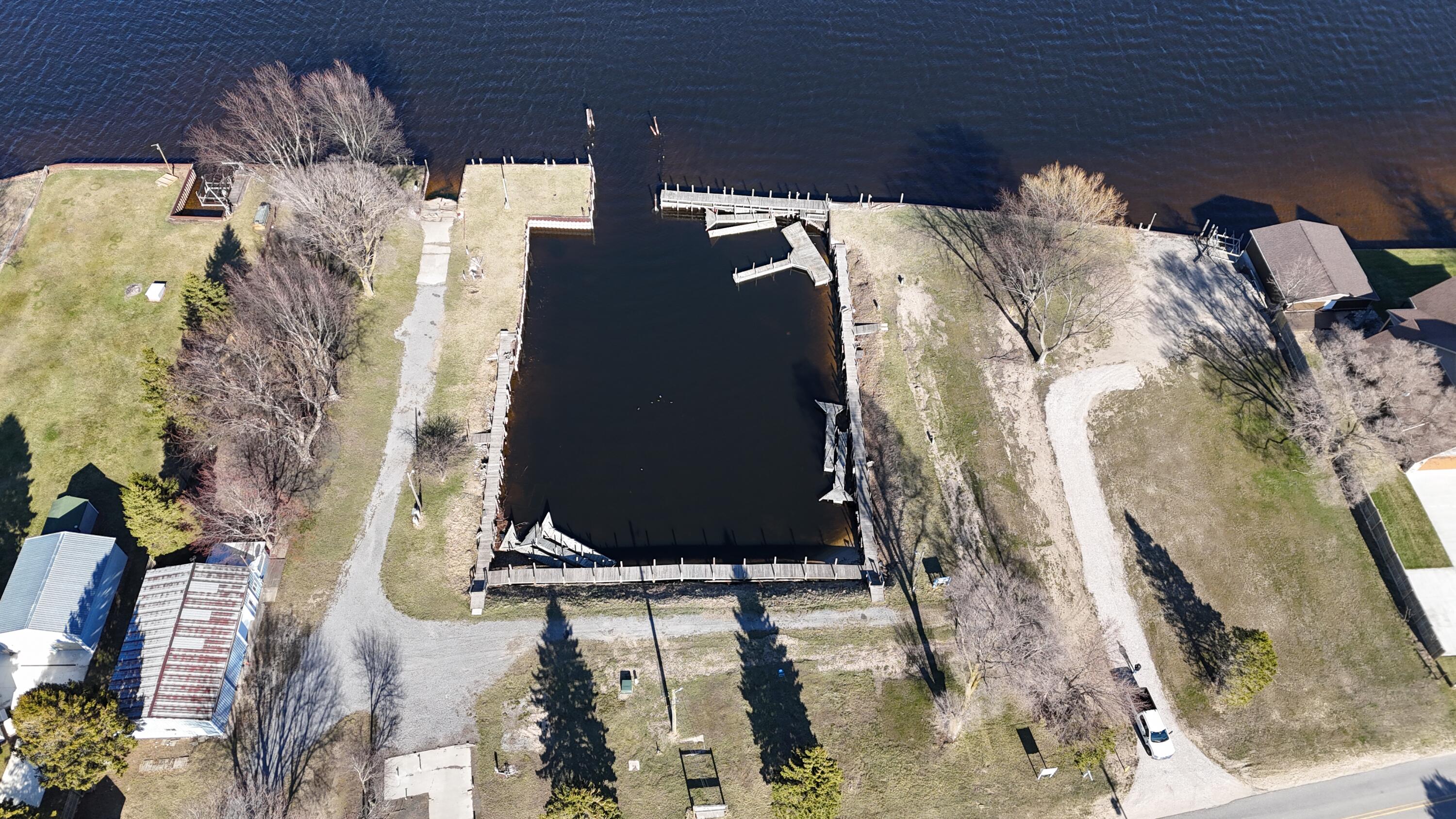 846 S Lakeshore Drive Ludington MI 49431