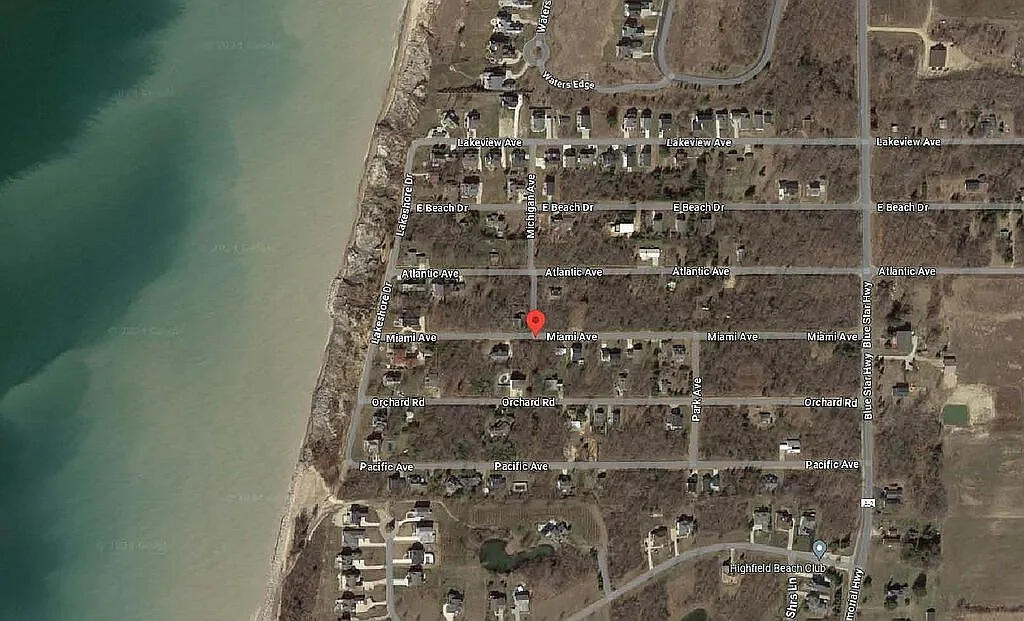V/l Miami Avenue South Haven MI 49090