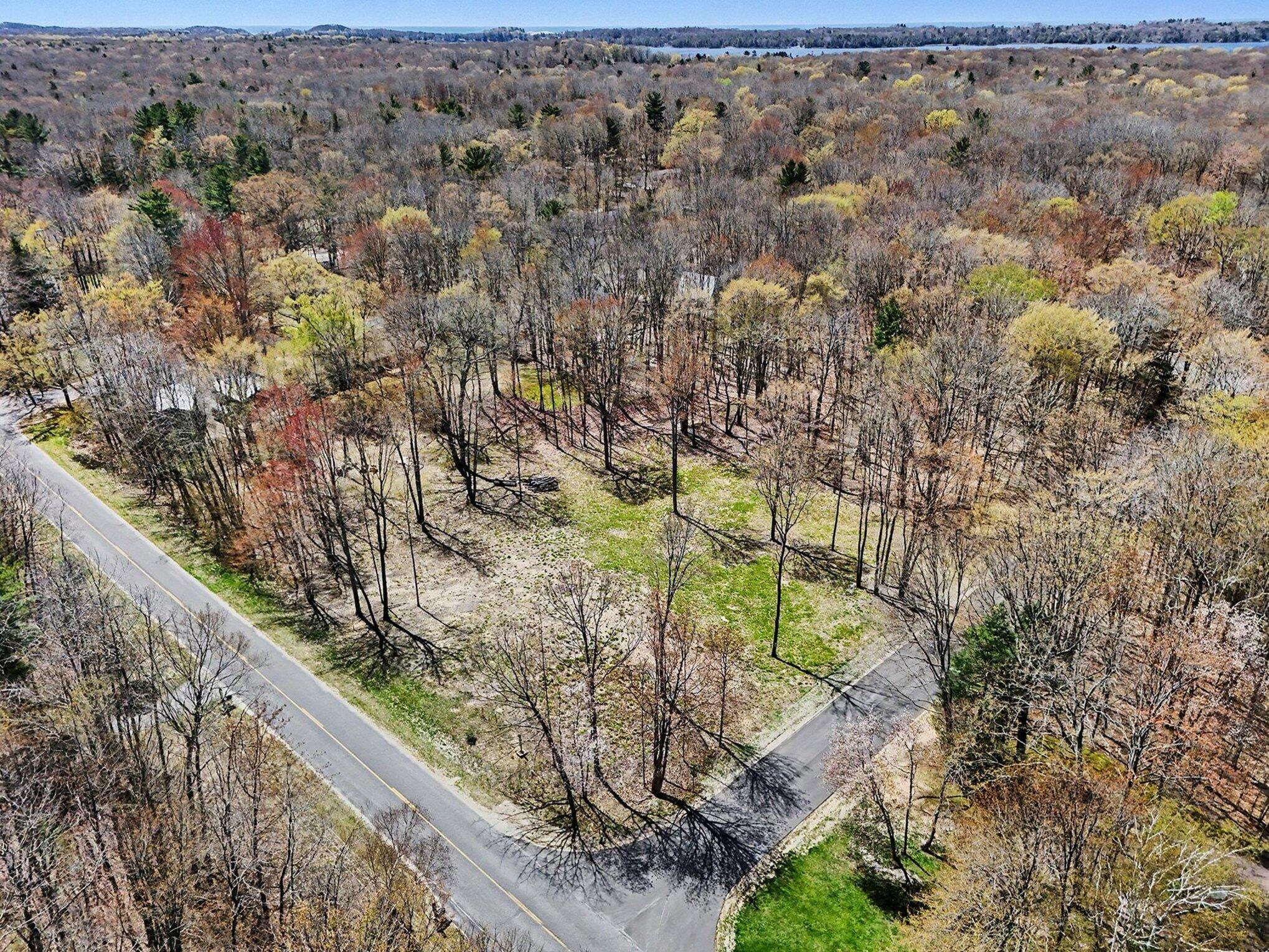 4717 N Lincoln Road Ludington MI 49431