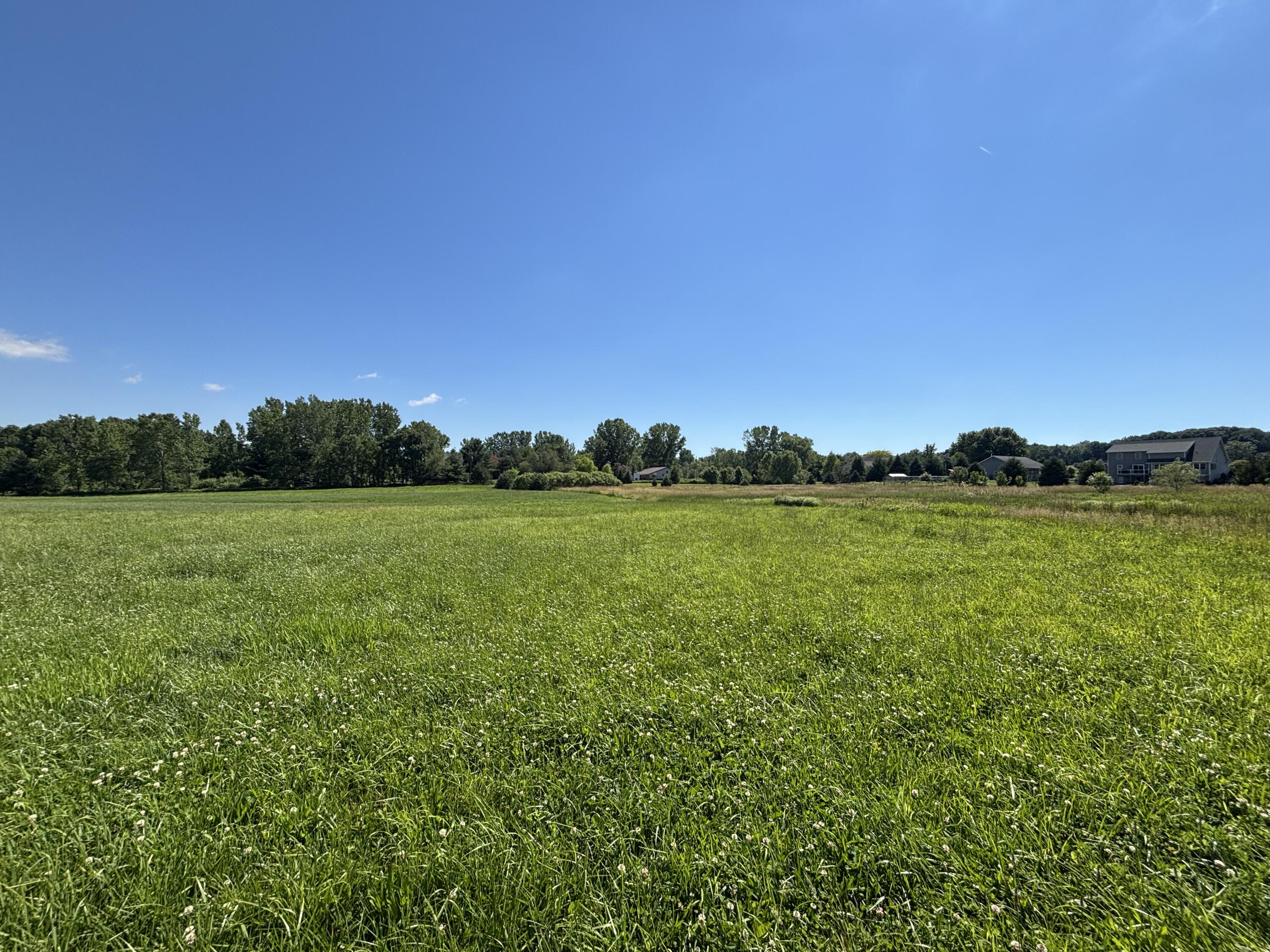 V/l 5a Rustic Lane Hamilton MI 49419