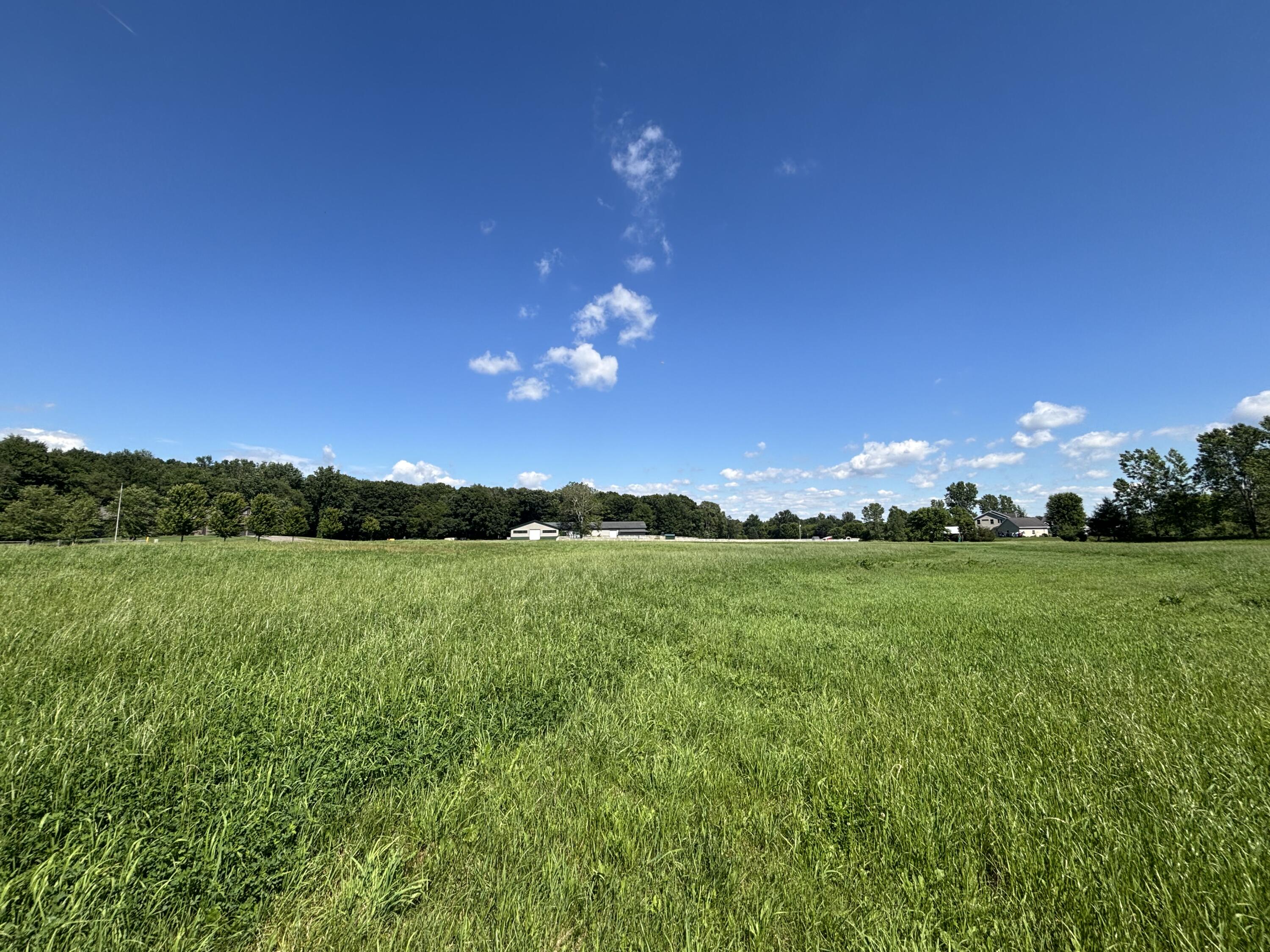 V/l 5a Rustic Lane Hamilton MI 49419