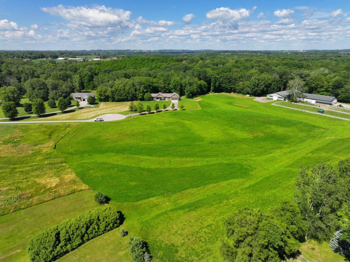 V/l 5a Rustic Lane Hamilton MI 49419