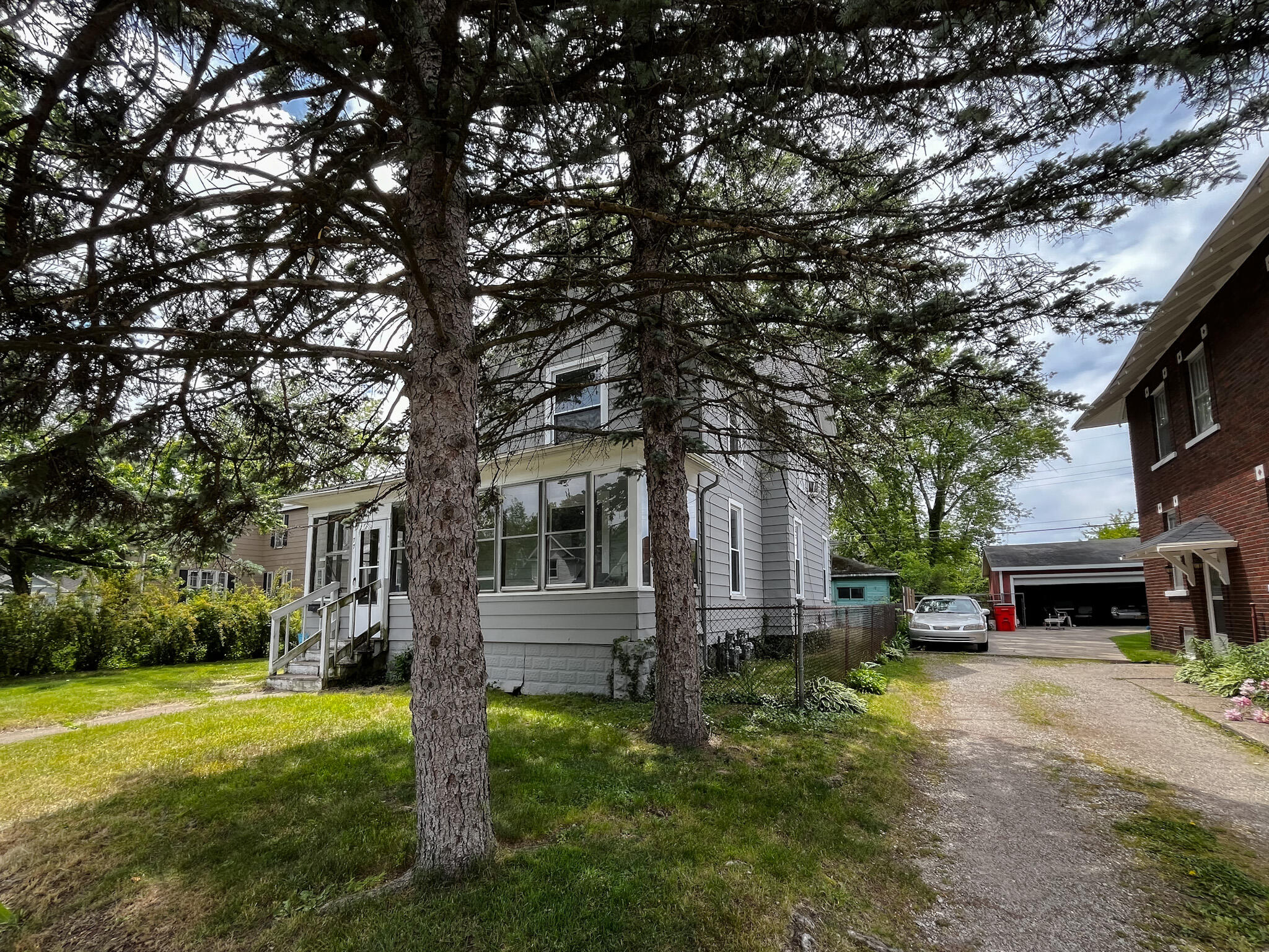 774 Lavette Avenue Benton Harbor MI 49022
