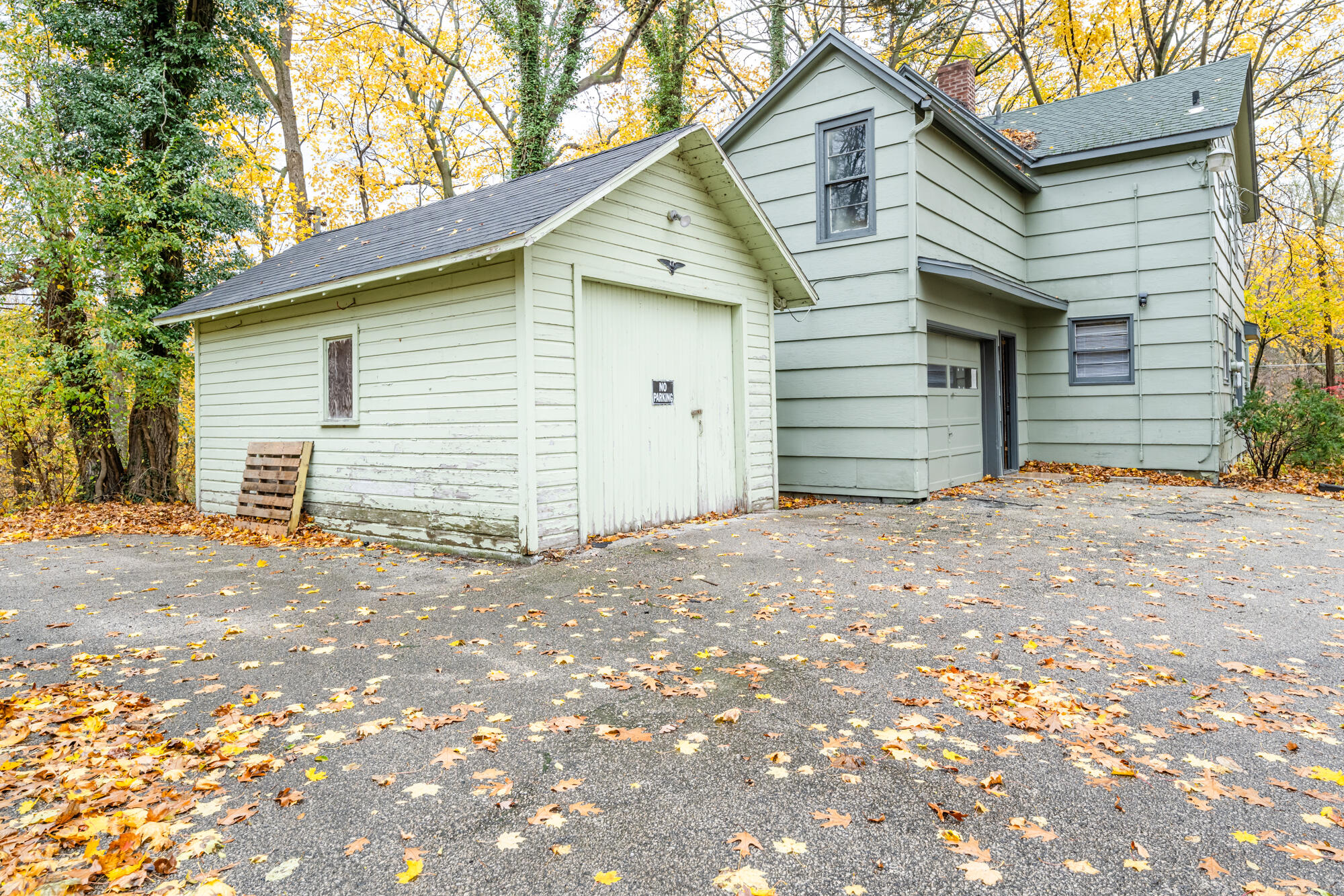 1298 Colfax Avenue Benton Harbor MI 49022