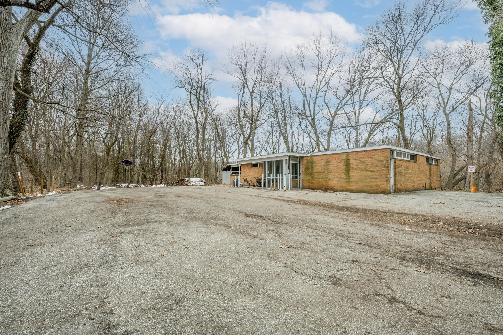1298 Colfax Avenue Benton Harbor MI 49022