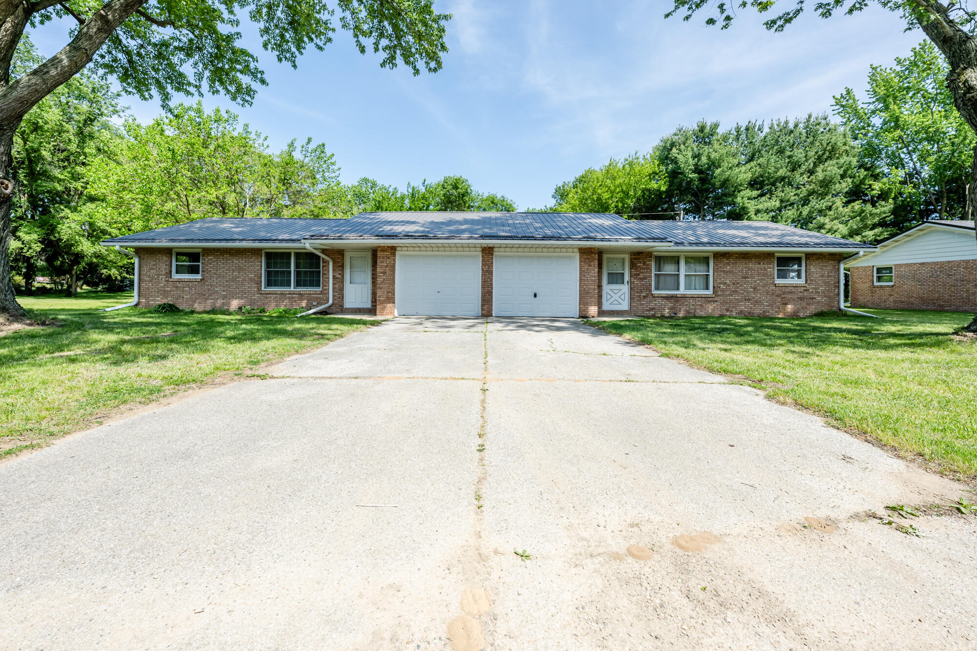 6834 E Napier Avenue Benton Harbor MI 49022