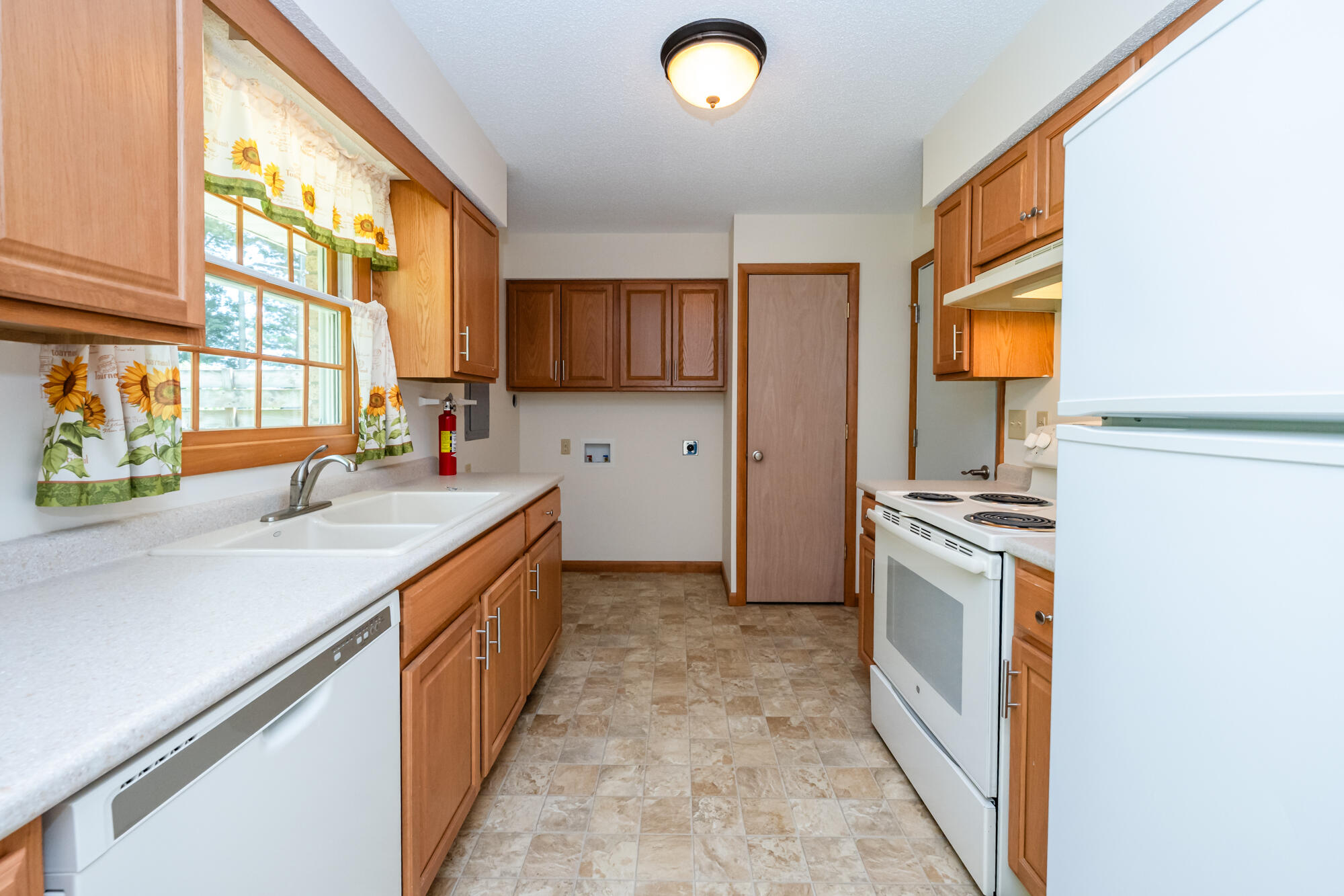 6834 E Napier Avenue Benton Harbor MI 49022